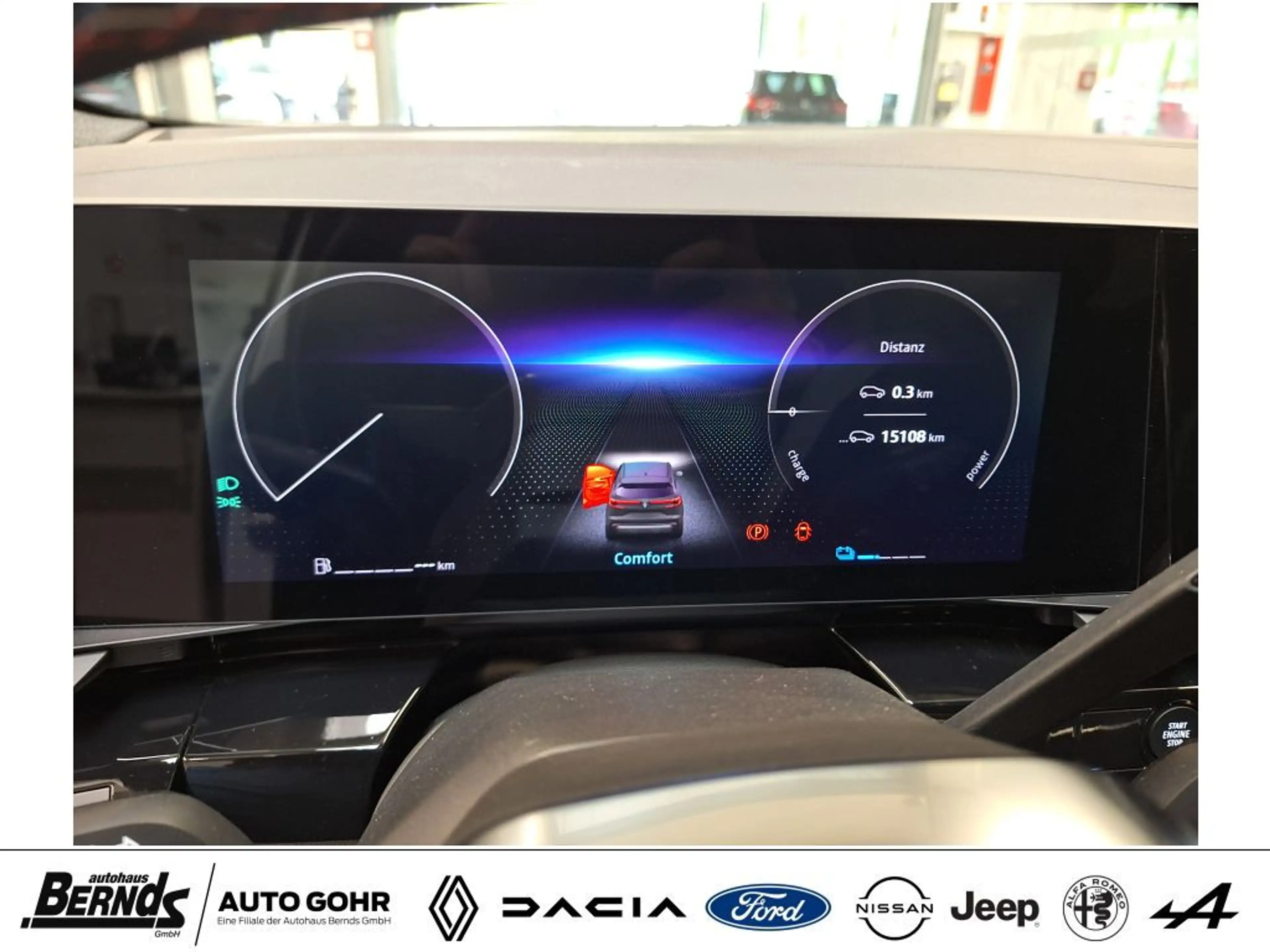 Renault Austral E-Tech 200 Iconic Esprit Alpine AHK PANO LEDMATRIX — photo 13