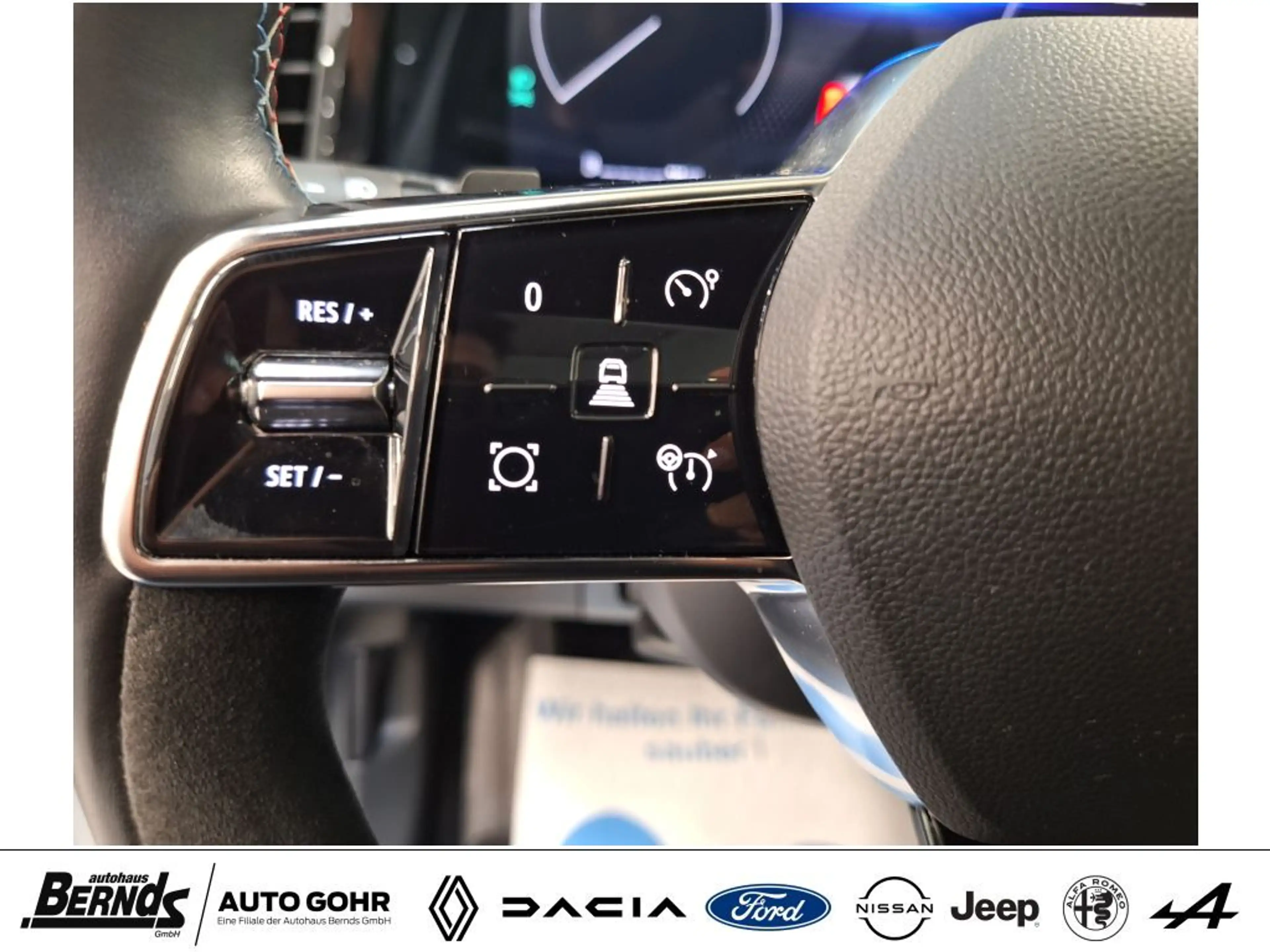 Renault Austral E-Tech 200 Iconic Esprit Alpine AHK PANO LEDMATRIX — photo 14