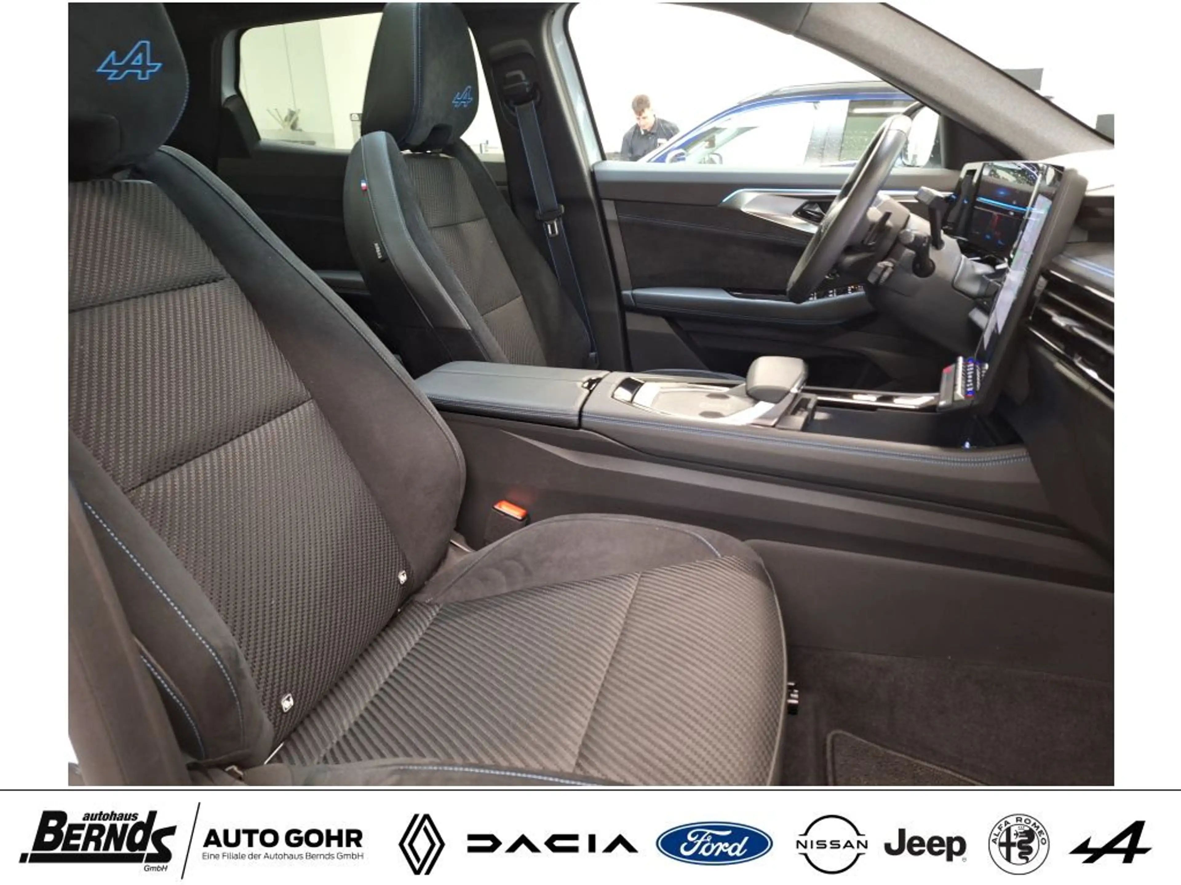 Renault Austral E-Tech 200 Iconic Esprit Alpine AHK PANO LEDMATRIX — photo 3