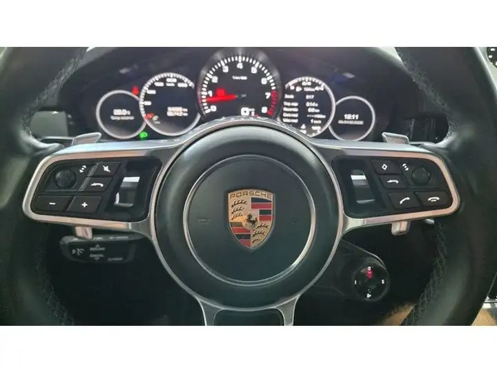 Porsche Cayenne Coupé 3.0 2020, foto 9