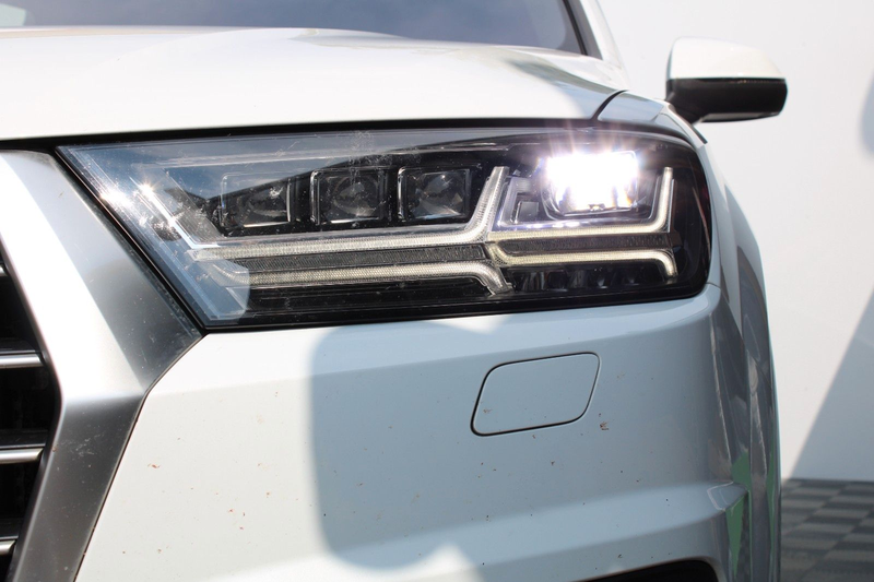 Audi Q7 3.0 TDI quattro S LINE — photo 3