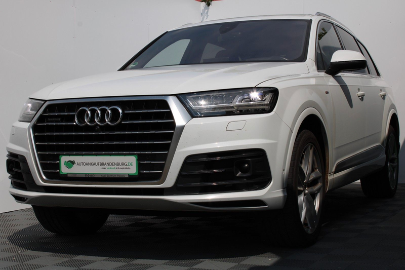Audi Q7 3.0 TDI quattro S LINE — photo 8