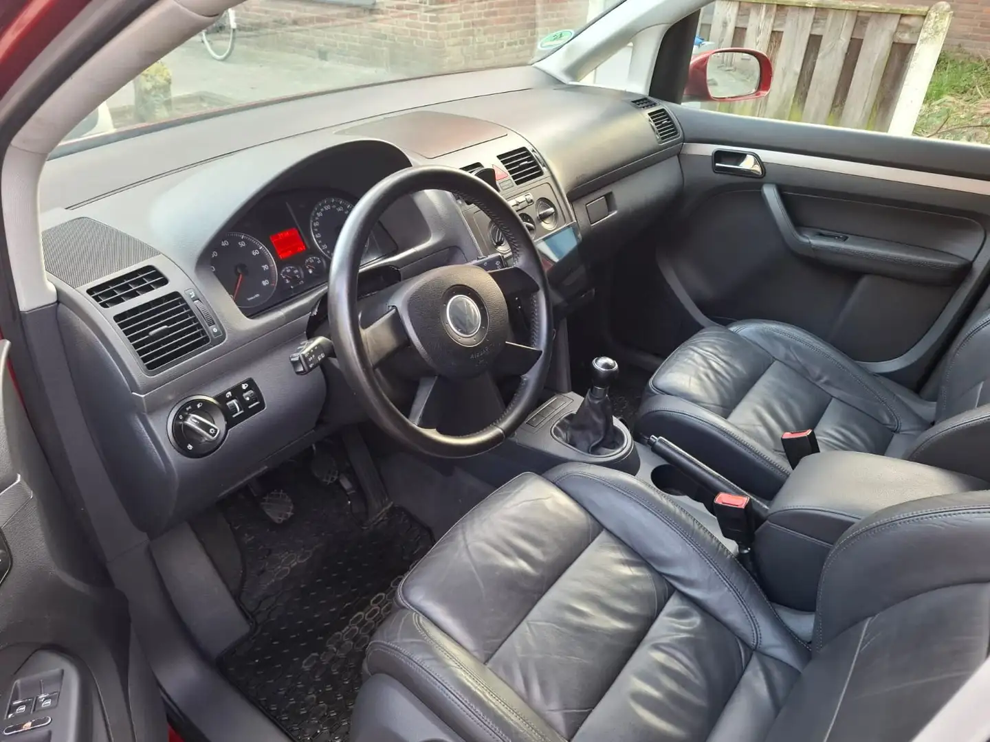 Volkswagen Touran Touran 1.6-16V FSI Kırmızı - 2