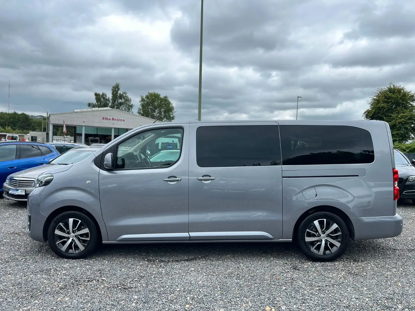 Toyota Proace PROACE VERSO L2 SHUTTLE-COMFORT-9 SITZE-KAMERA Grijs - 2