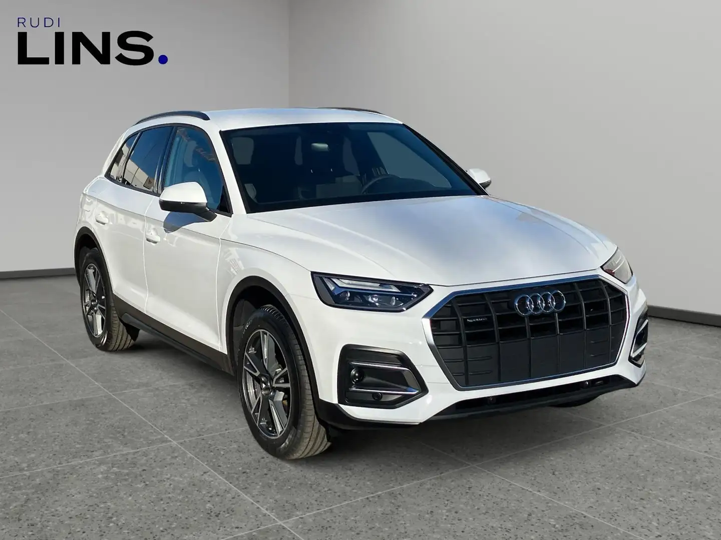Audi Q5 40 TDI quattro intense Weiß - 2