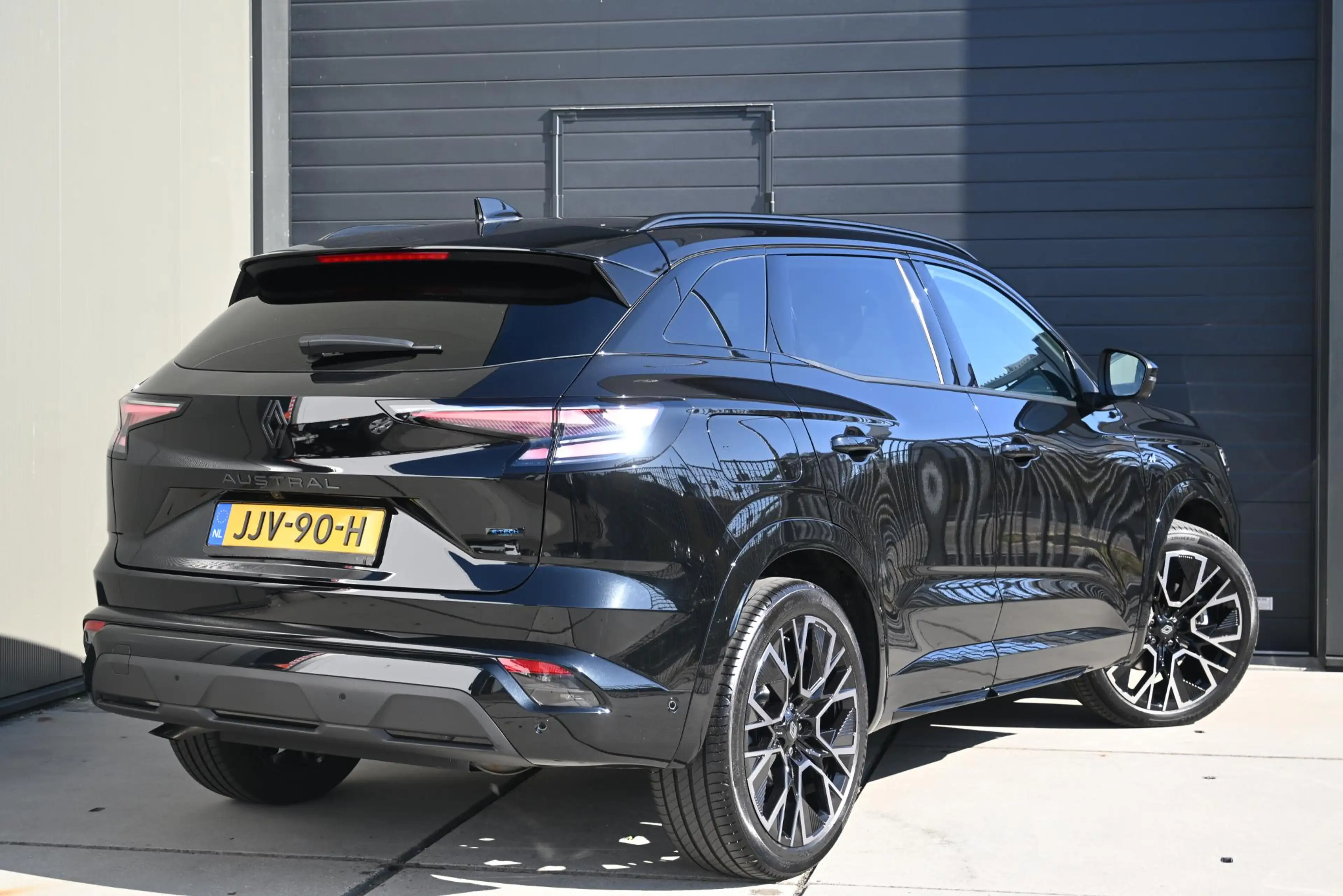 Renault Austral E-Tech full hybrid 200 esprit Alpine | STUUR/STOEL — photo 3