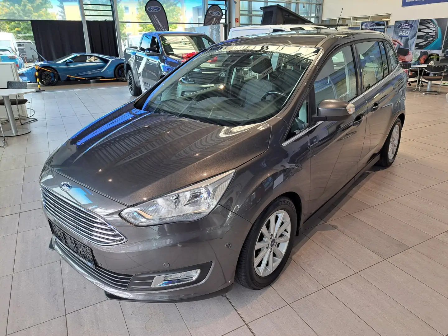 Ford Grand C-Max 1.5 EcoBoost Zahnr.NEU AHK SHZ RFK Grijs - 2