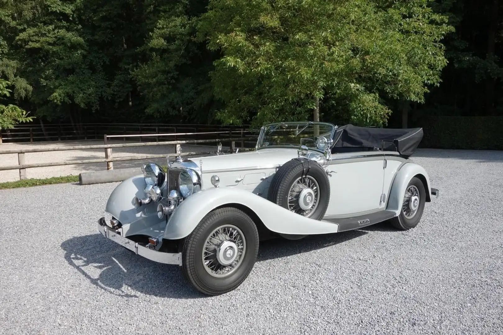 Mercedes-Benz 380 K Gris - 1