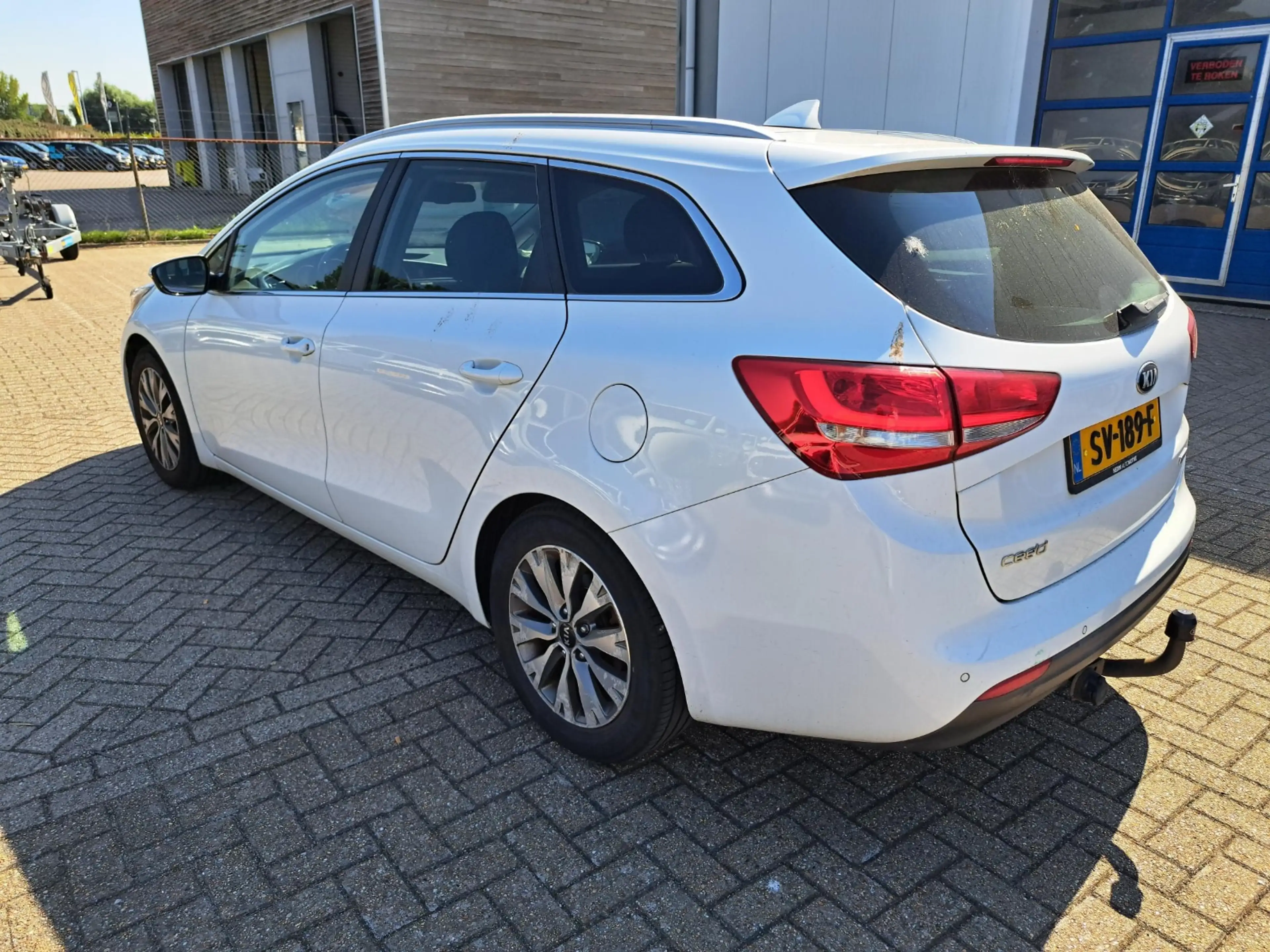 Kia Ceed SW / cee'd SW Sportswagon 1.0 T-GDi DynamicLine | Apple Carplay/ — photo 4