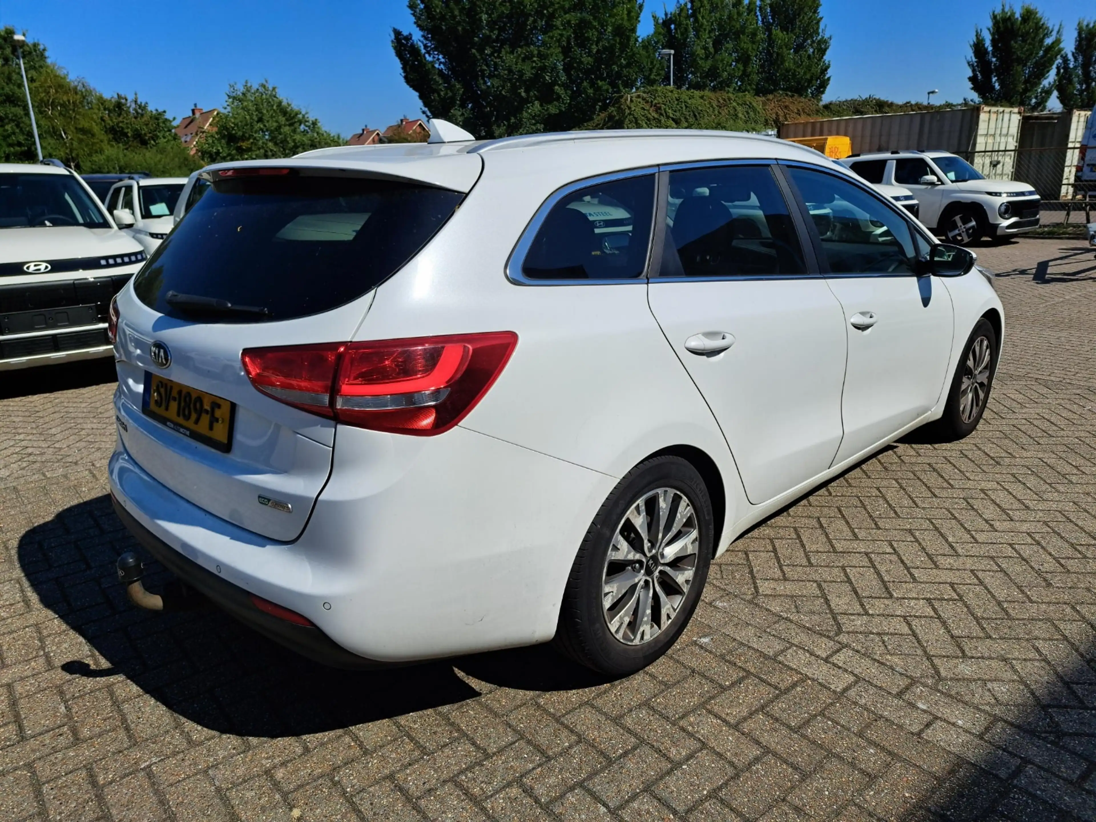 Kia Ceed SW / cee'd SW Sportswagon 1.0 T-GDi DynamicLine | Apple Carplay/ — photo 3