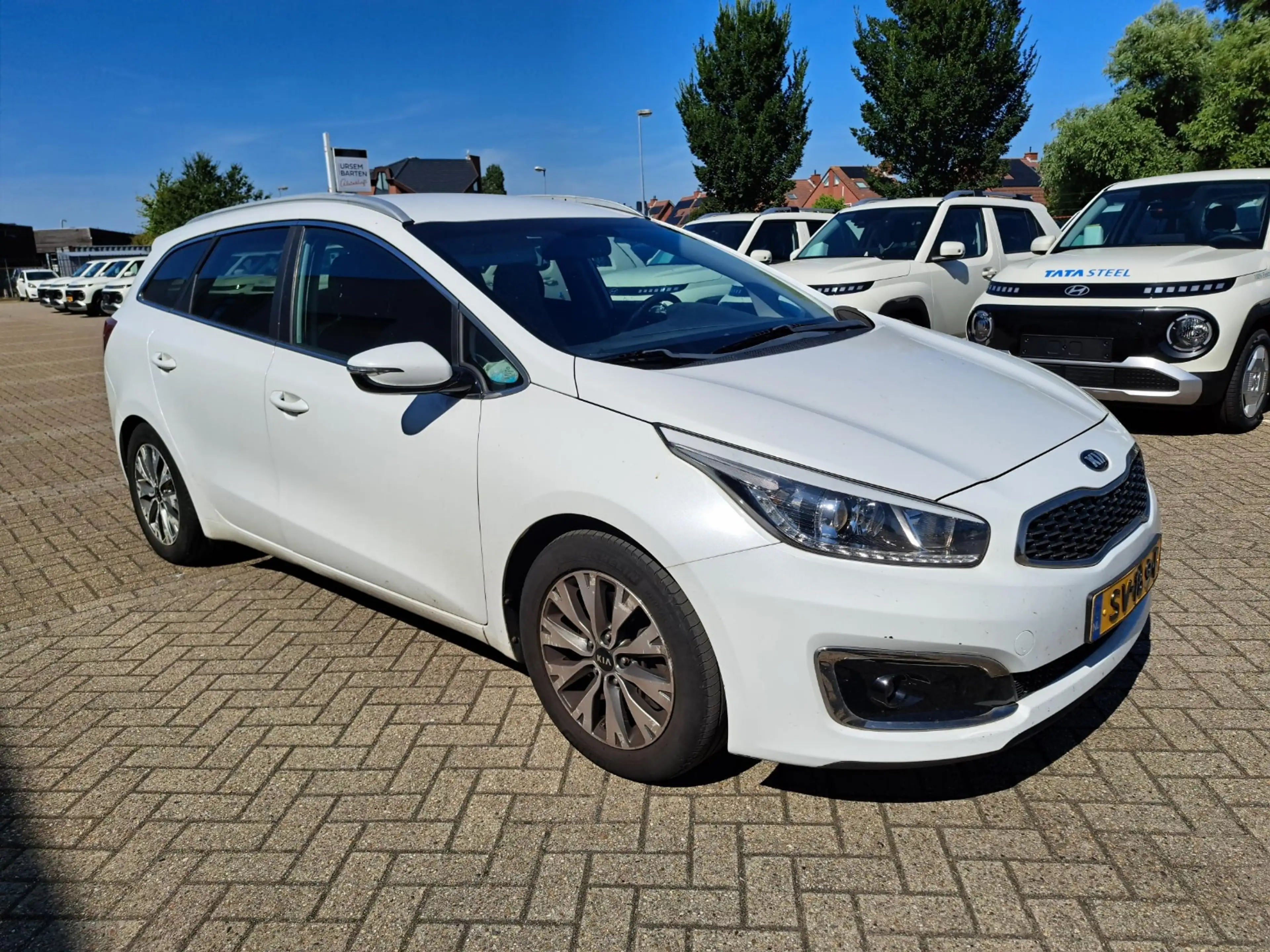 Kia Ceed SW / cee'd SW Sportswagon 1.0 T-GDi DynamicLine | Apple Carplay/ — photo 2