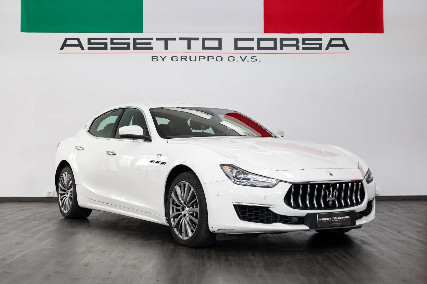 Maserati Ghibli Ghibli III 2021 2.0 mhev Executive 330cv rwd auto Weiß - 1