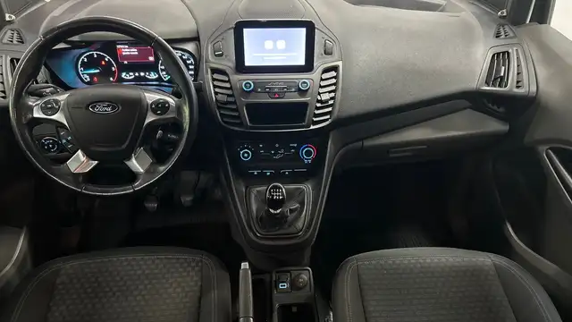 Ford Transit Connect view 9