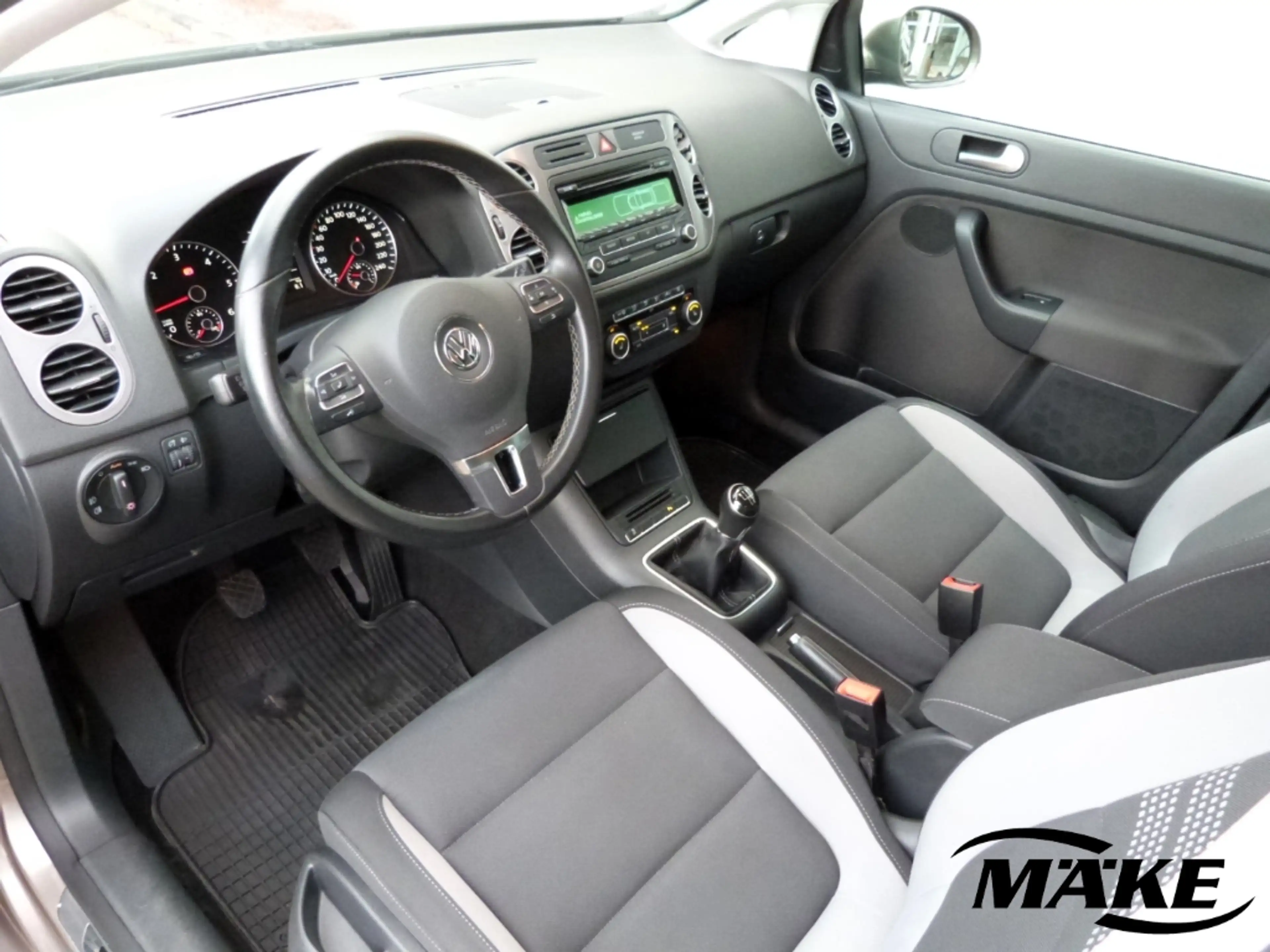Volkswagen Golf Plus 1.6 TDI,Life,AHK,PDC+,SHZ,2-Zonen Climatronic, — photo 5