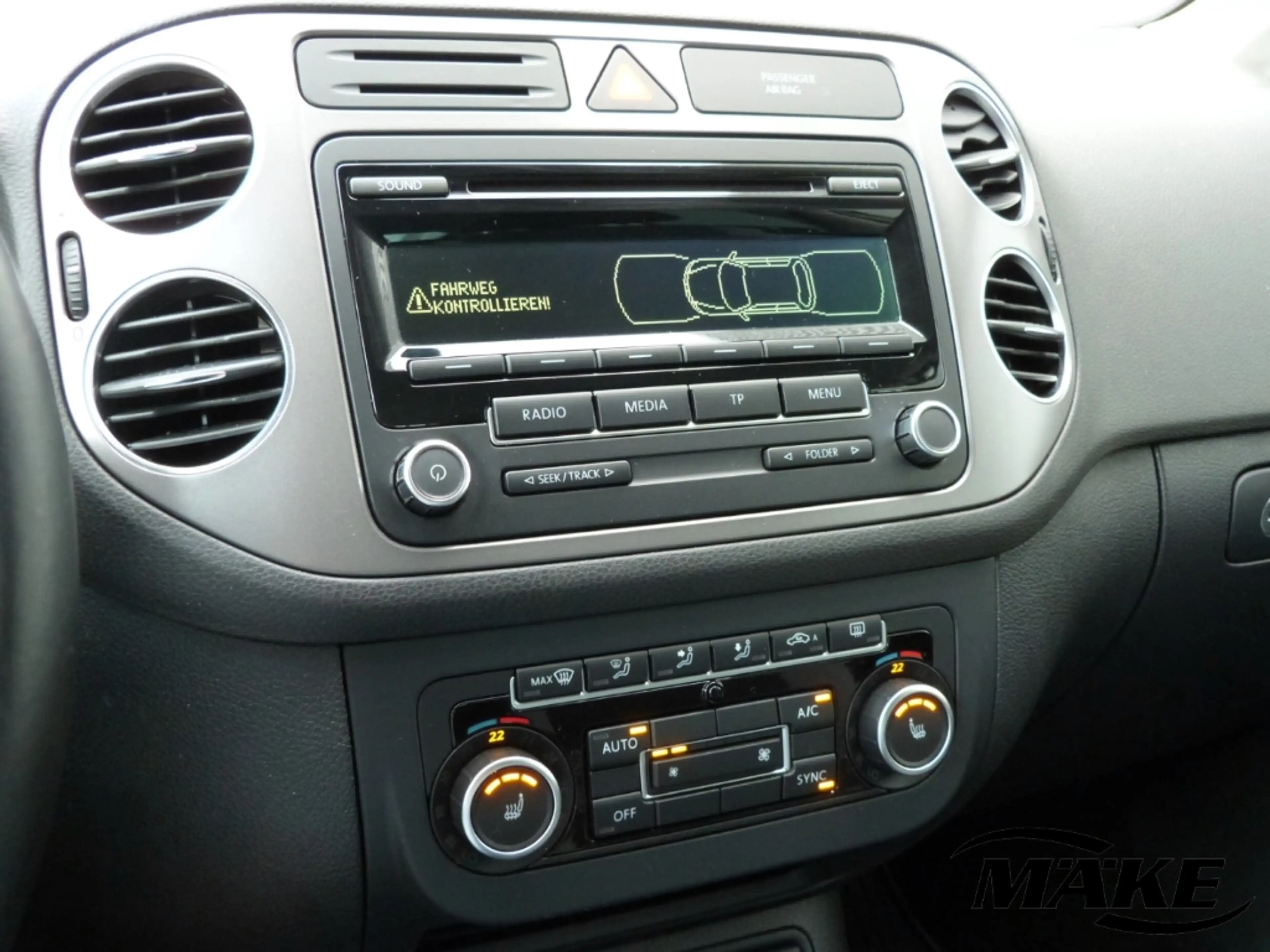 Volkswagen Golf Plus 1.6 TDI,Life,AHK,PDC+,SHZ,2-Zonen Climatronic, — photo 8