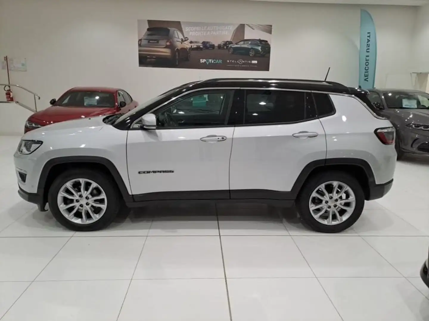 Jeep Compass 1.3 Turbo T4 110kW Limited DDCT Grigio - 2