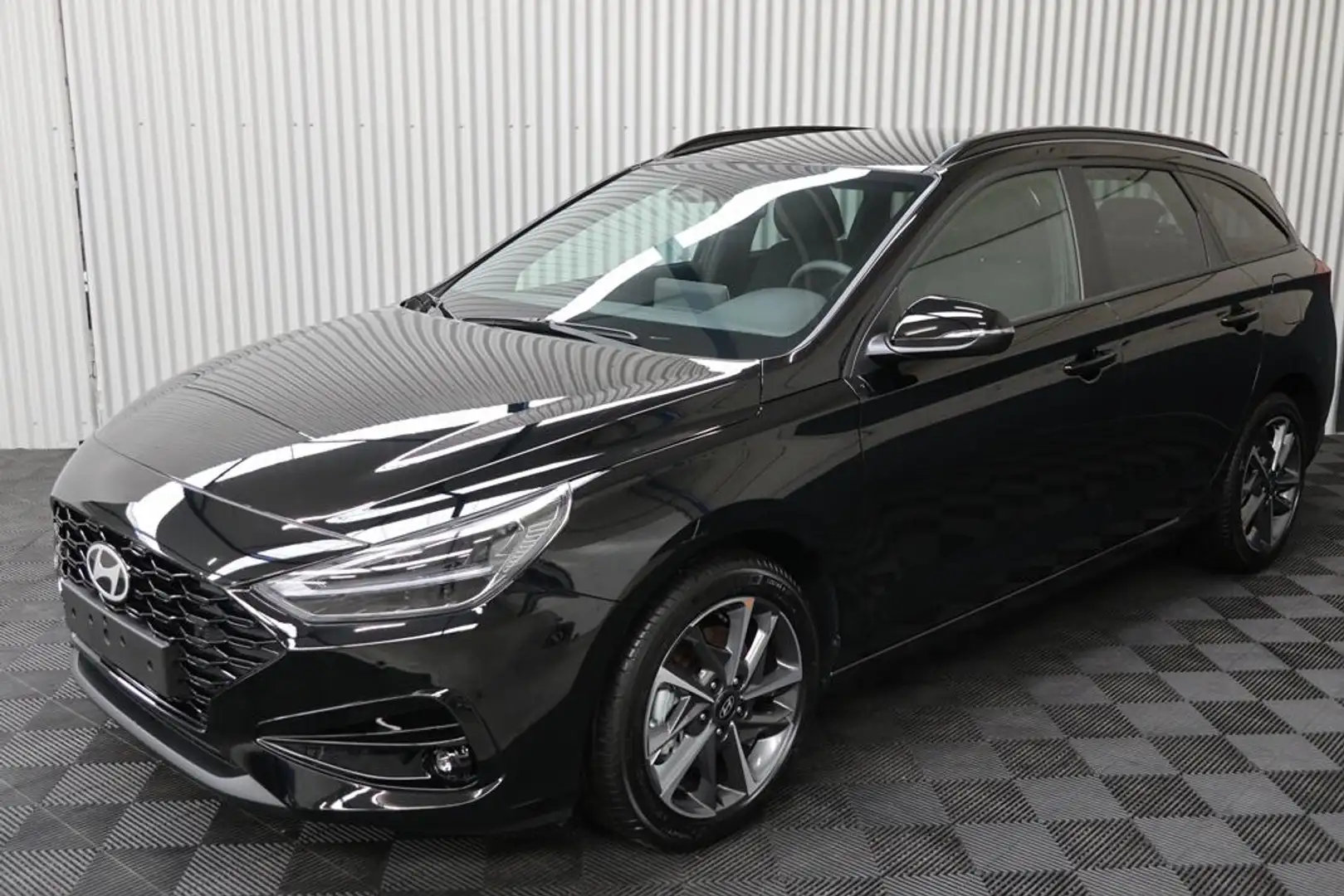 Hyundai i30 SW 1.0 T-GDI DCT Automaat Navi Camera Schwarz - 1