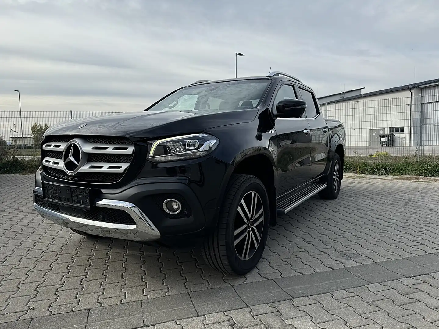 Mercedes-Benz Sonstige X-Klasse X 350 d Power 4Matic Pickup Schwarz - 1