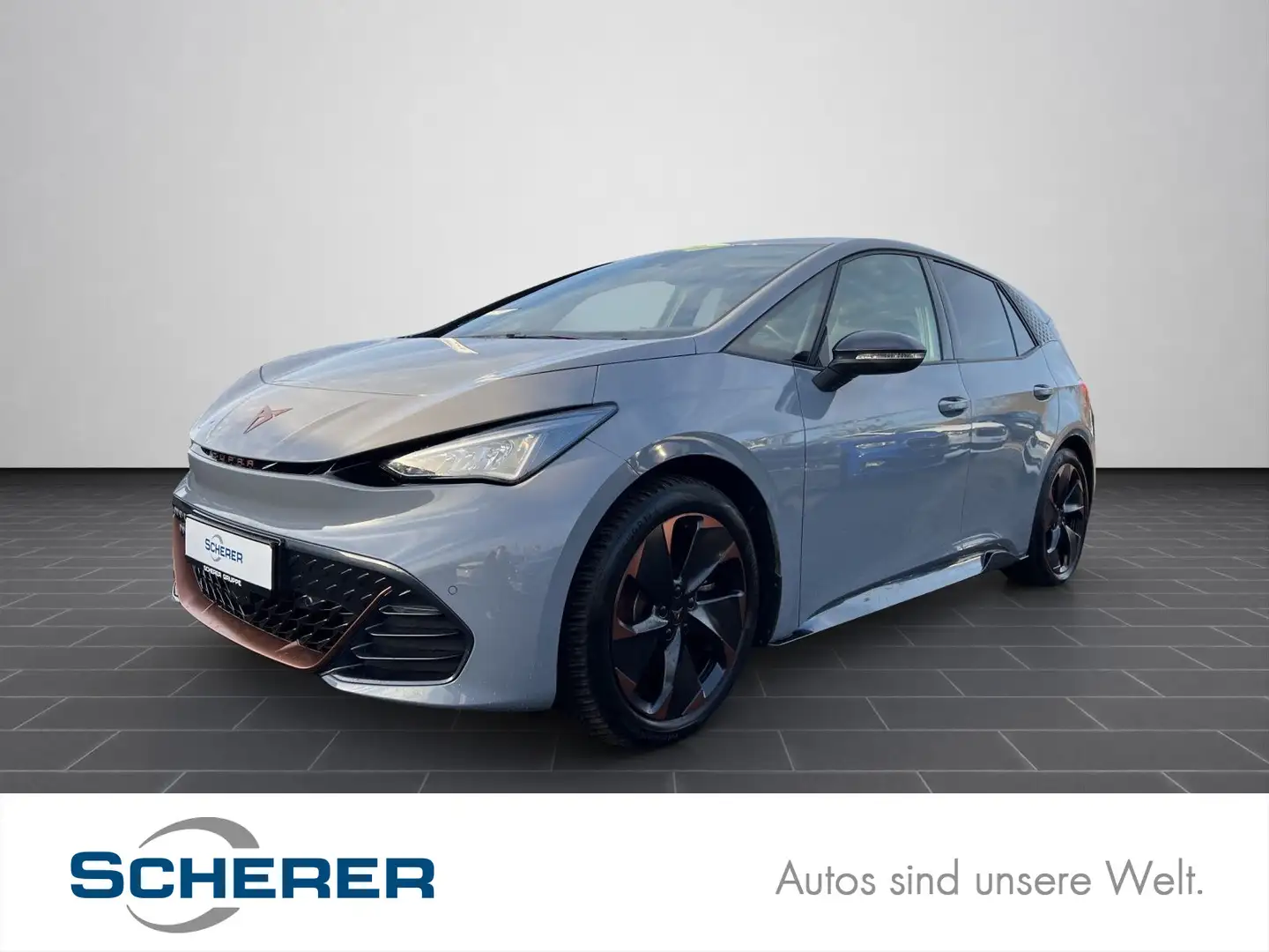 CUPRA Born 62kWh BELOW ZERO PILOT PAKET M+ Grau - 1