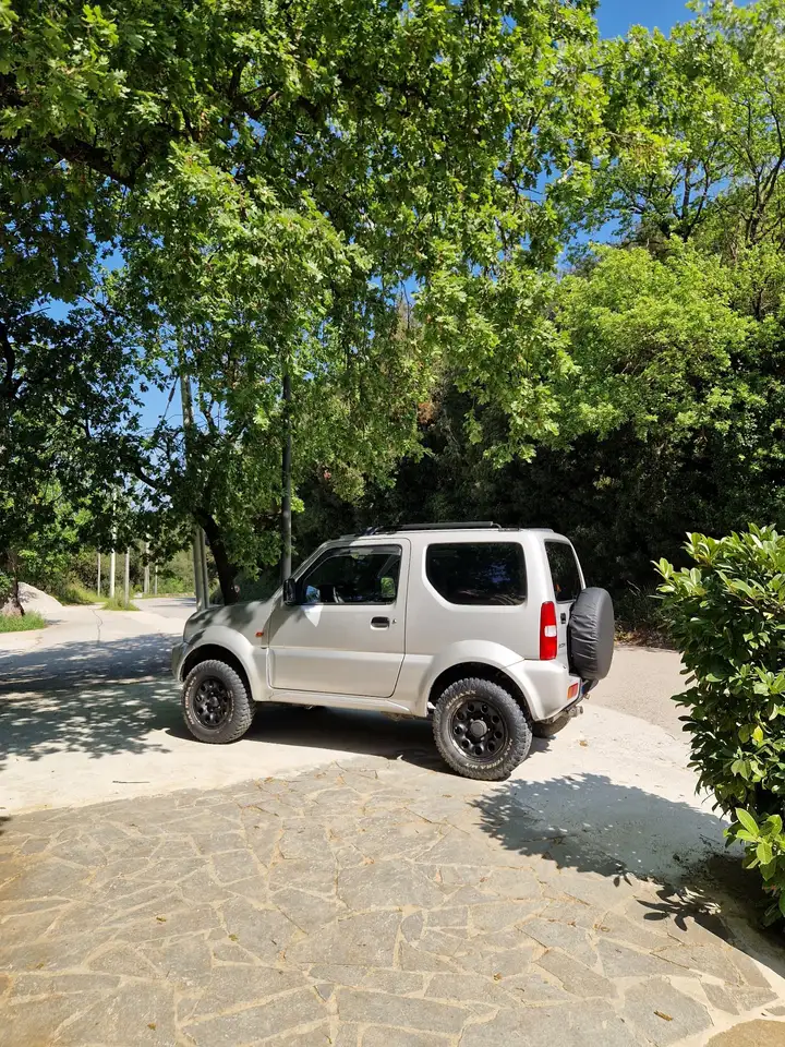 Suzuki Jimny 1.3 16v 4x4, foto 1