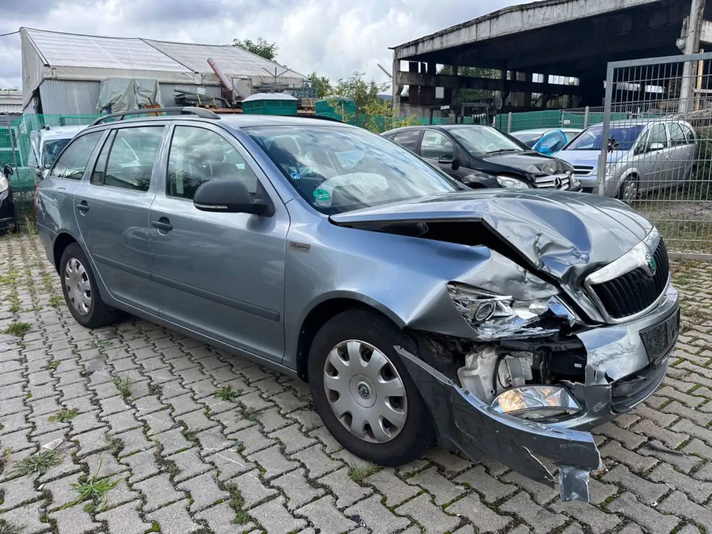 Skoda Octavia Combi Fun Gris - 2