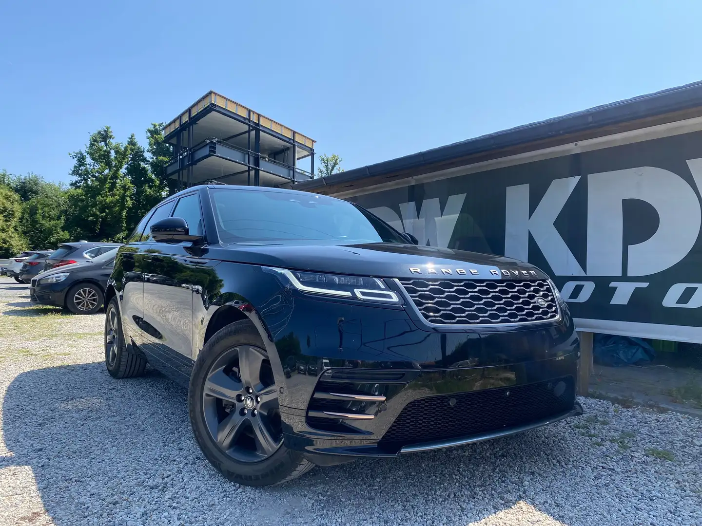 Land Rover Range Rover Velar 2.0 TD4 MHEV D200 R-Dynamic S Schwarz - 1