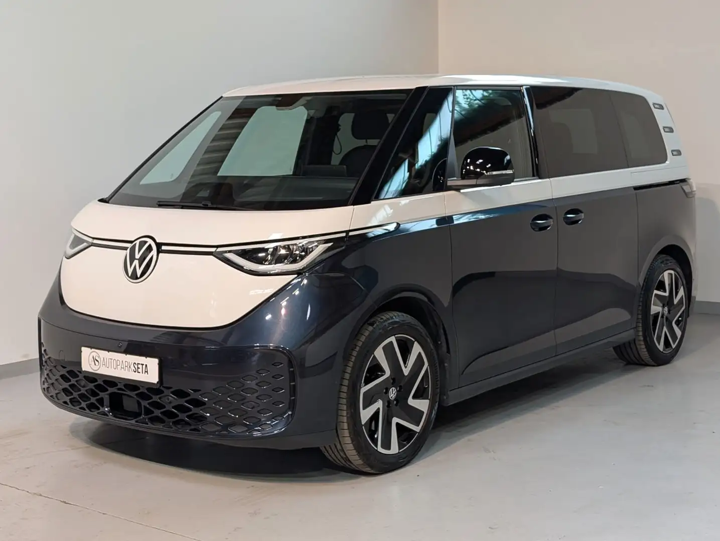 Volkswagen ID. Buzz 150 kW Pro Bus TRAVEL*LANE*SIDE*AHK*360° Blanc - 1