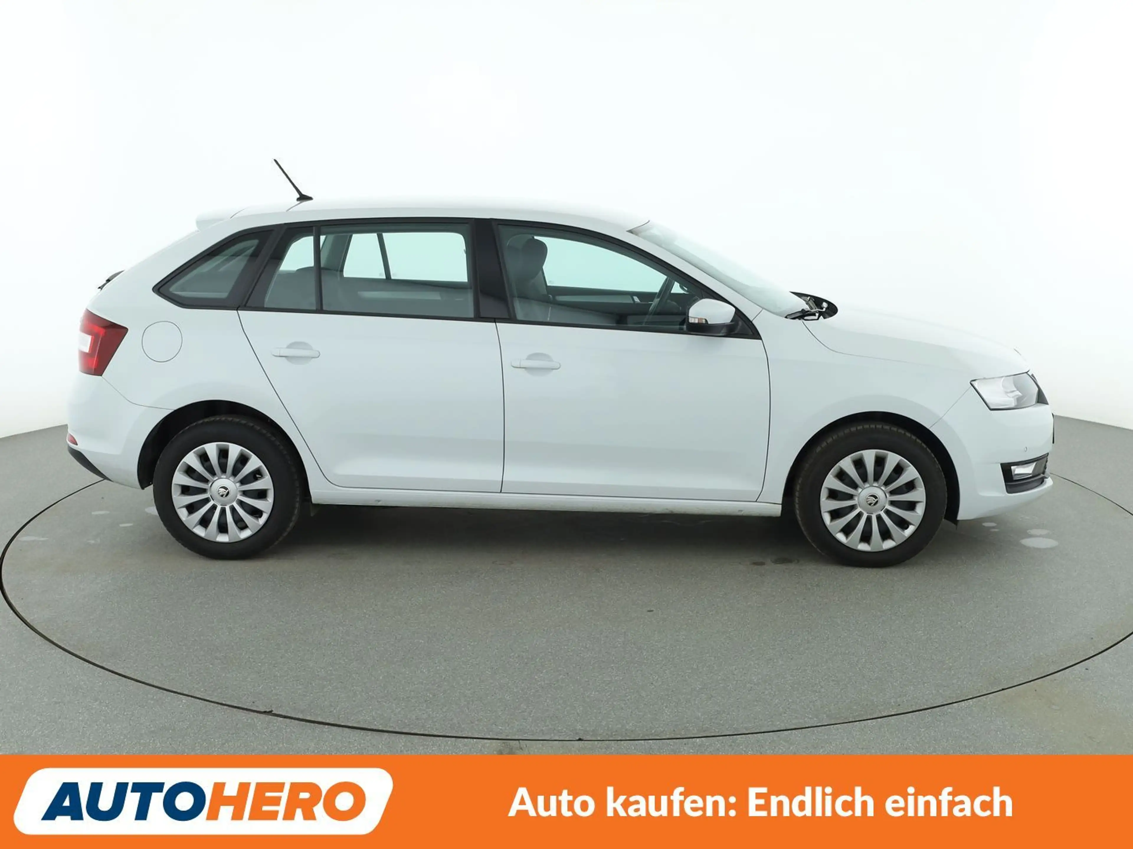 Skoda Rapid/Spaceback 1.0 TSI Ambition*APP*TEMPO*PDC* — photo 7