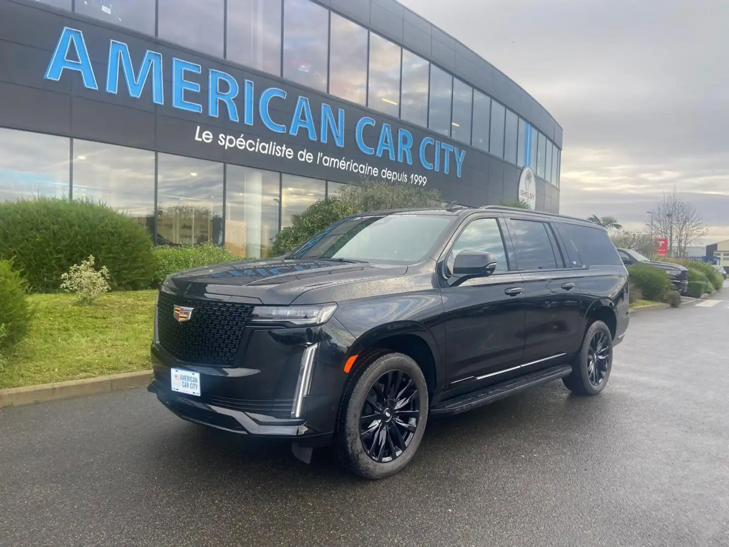 Cadillac Escalade ESV Premium Luxury V8 6.2L - BLACK PACKAGE Negro - 1
