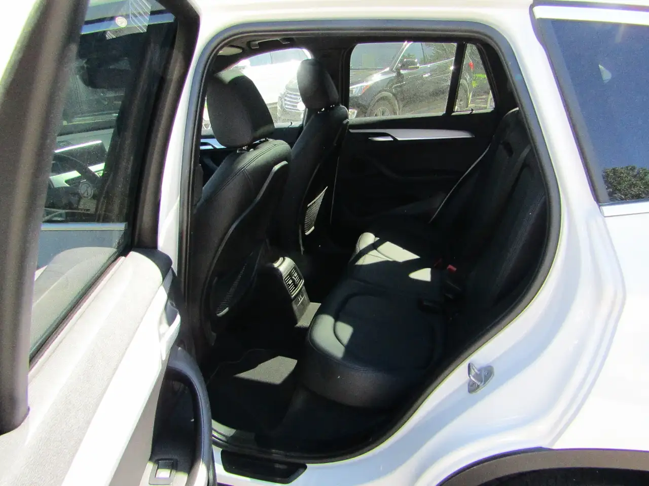 BMW X1 снимка BMW X1