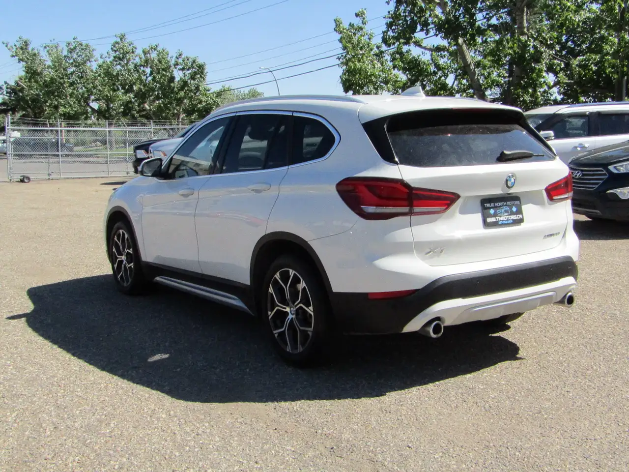 BMW X1 снимка BMW X1
