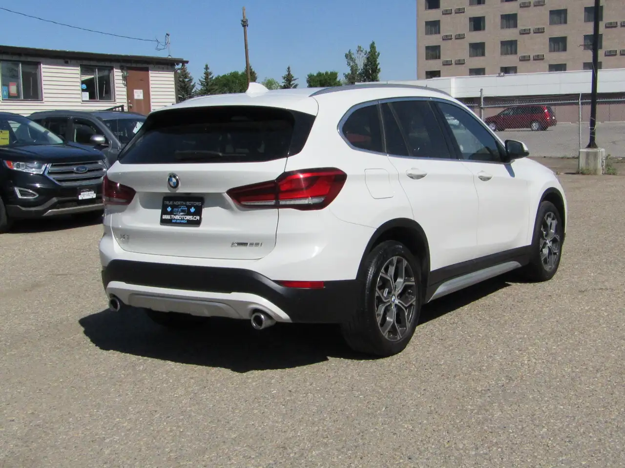 BMW X1 снимка BMW X1