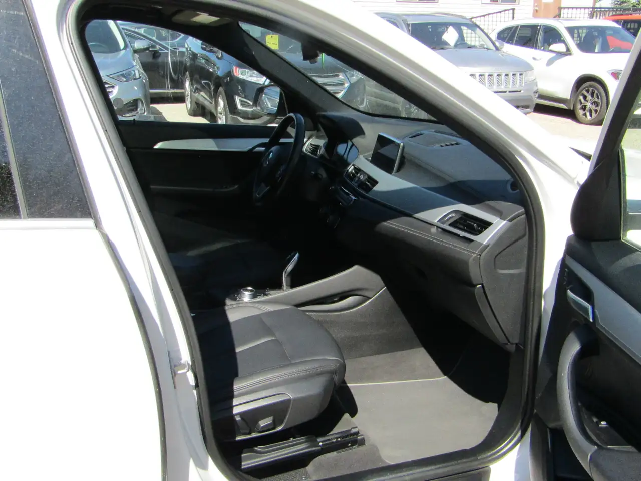 BMW X1 снимка BMW X1