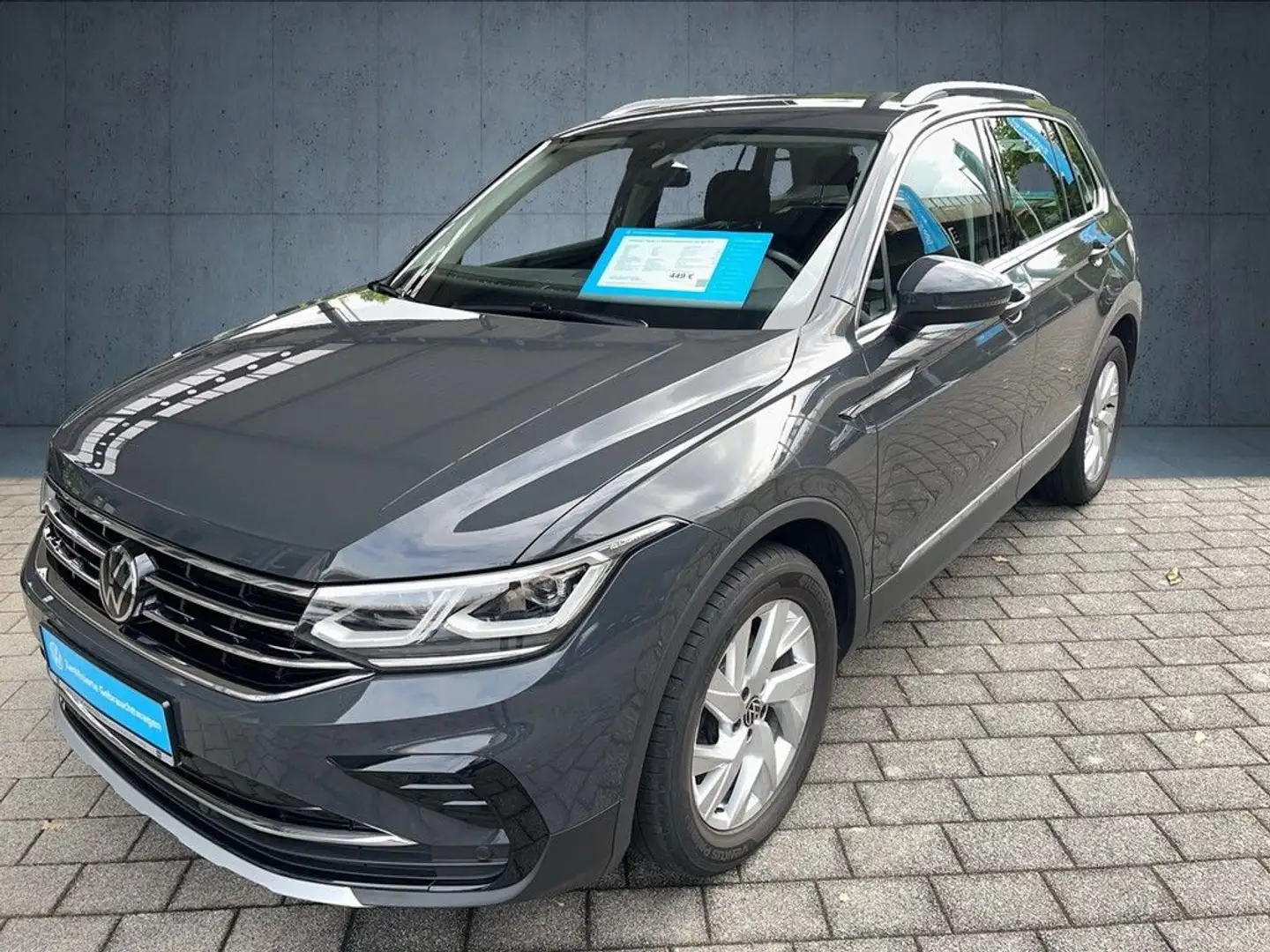 Volkswagen Tiguan 2.0 TDI DSG Elegance Navi IQ.Light ACC Grau - 2