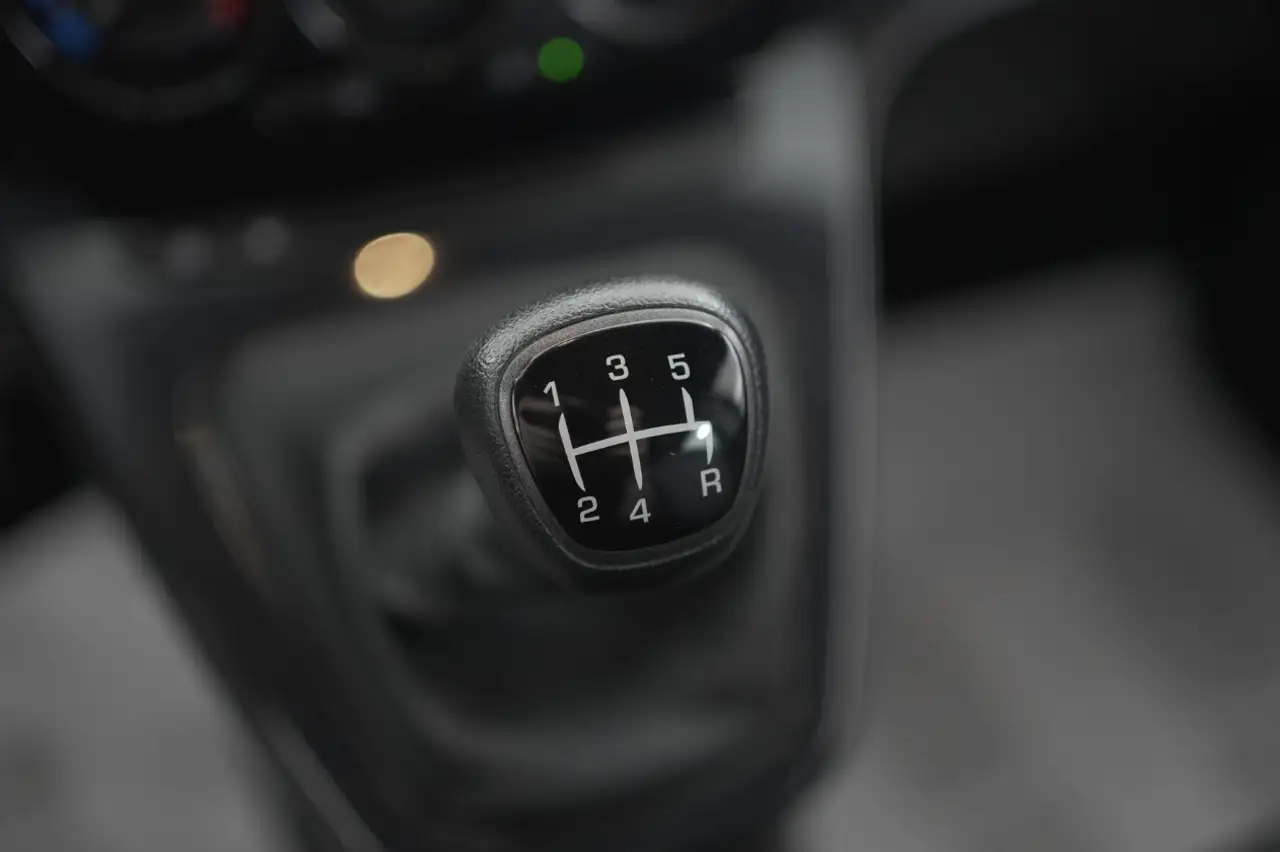 Lancia Ypsilon 2023 — фото 6