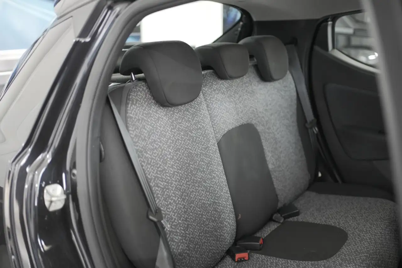 Lancia Ypsilon 2023 — фото 13