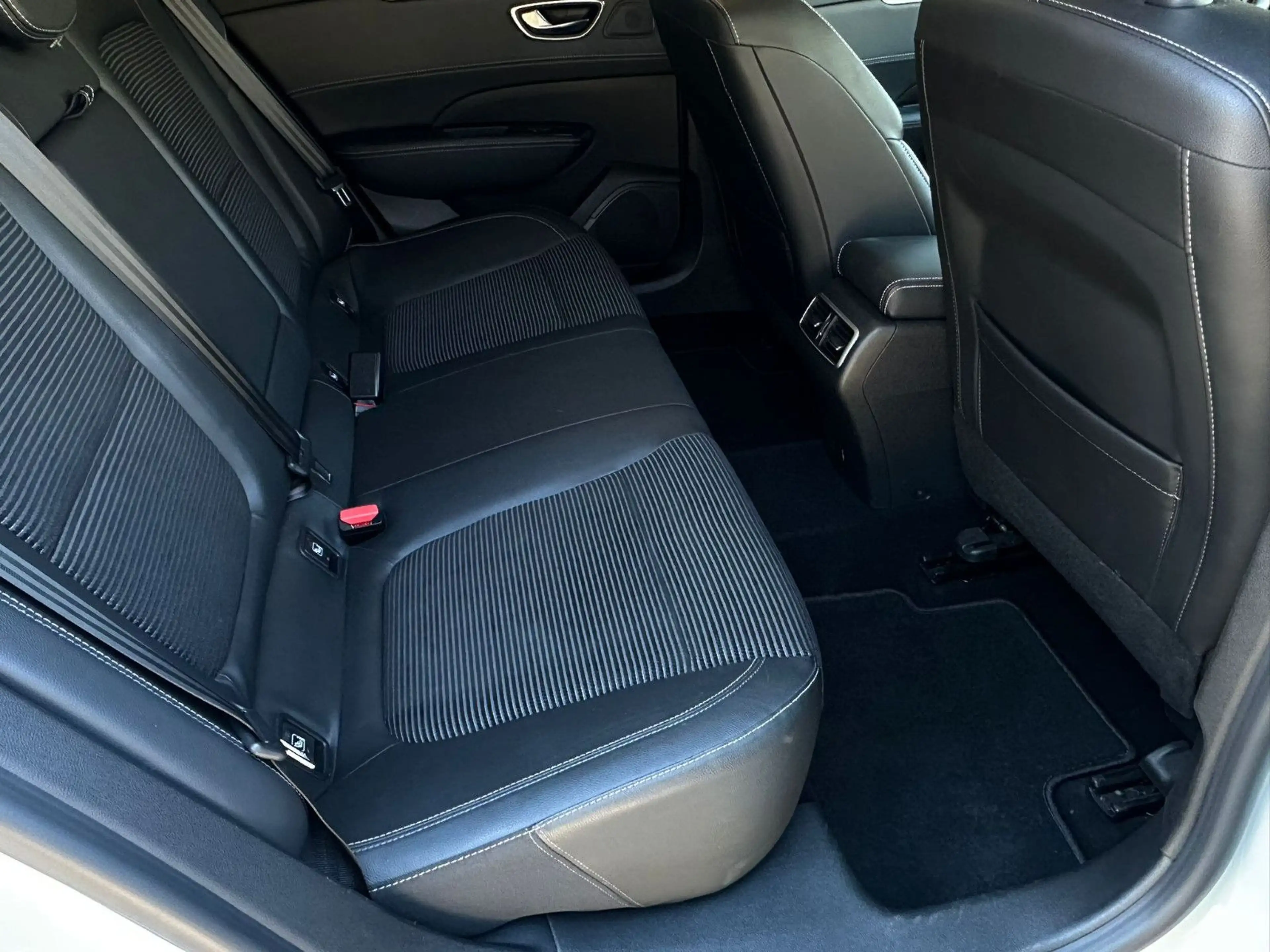 Renault Talisman Grandtour 2.0 dCi Intens LED NAV KAMERA — photo 12