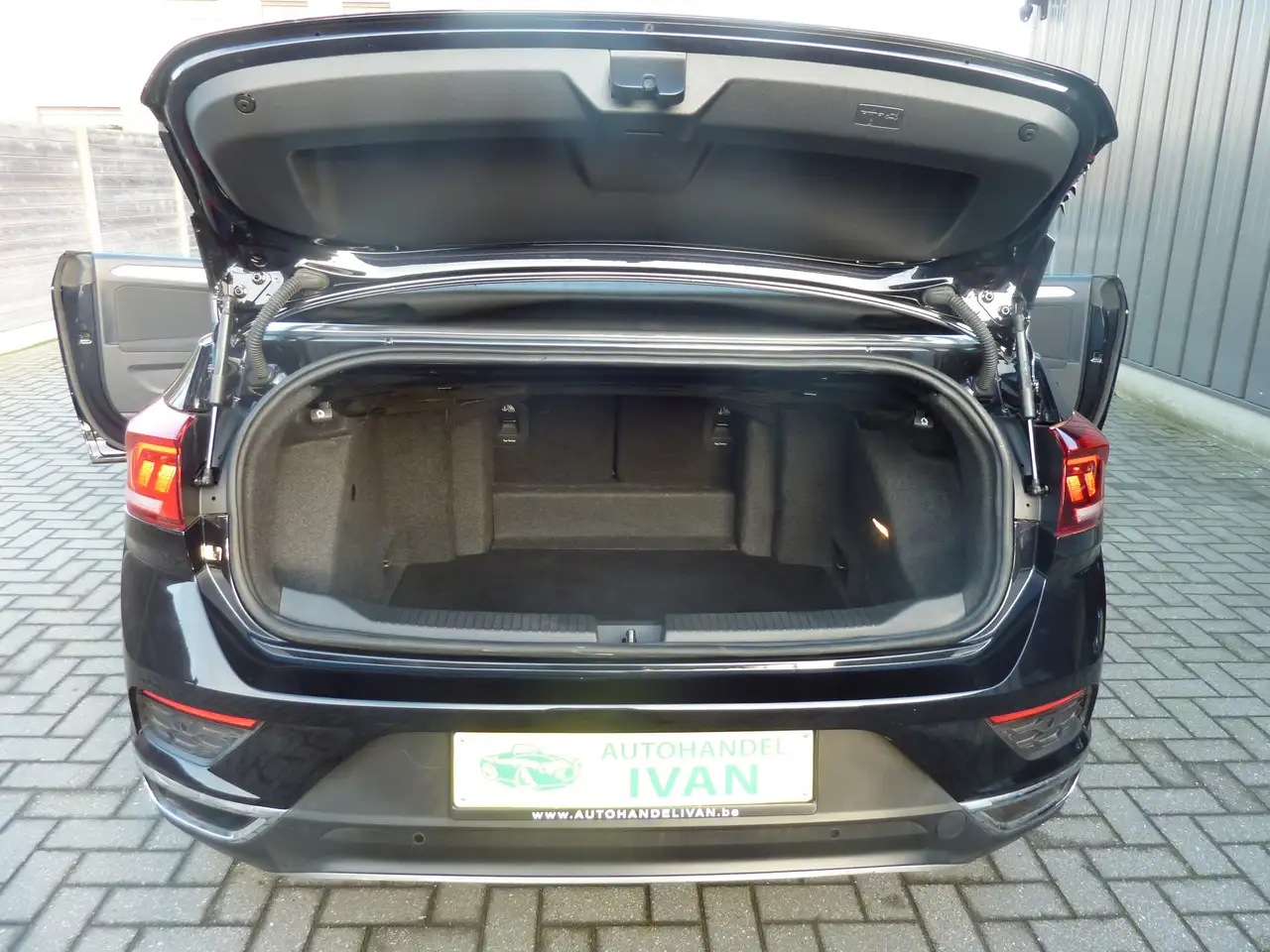 Volkswagen T-Roc Cabriolet 1.0 TSI Style OPF (EU6AP), миниатюра 17