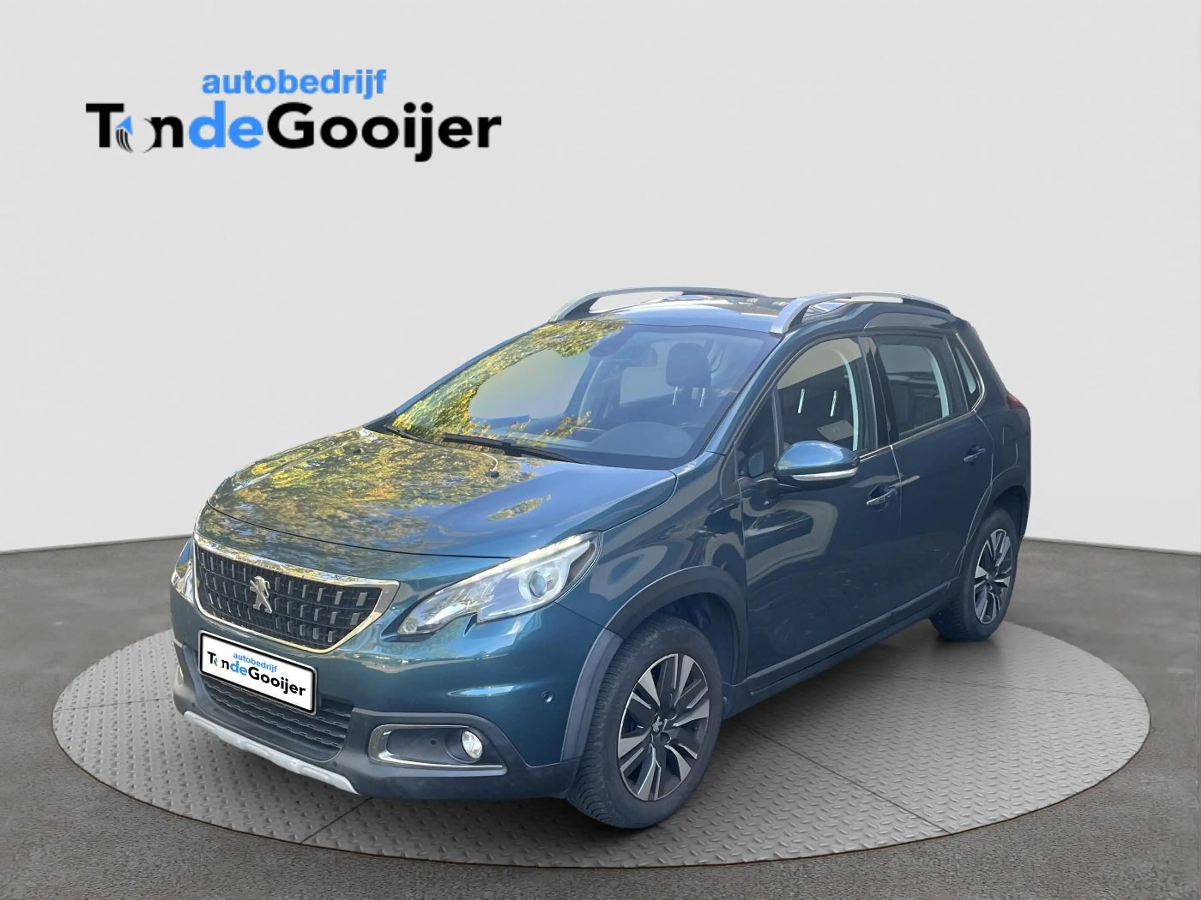 Peugeot 2008 1.2 PureTech Allure | CLIMA | NAV. | CAMERA | TREK — photo 6