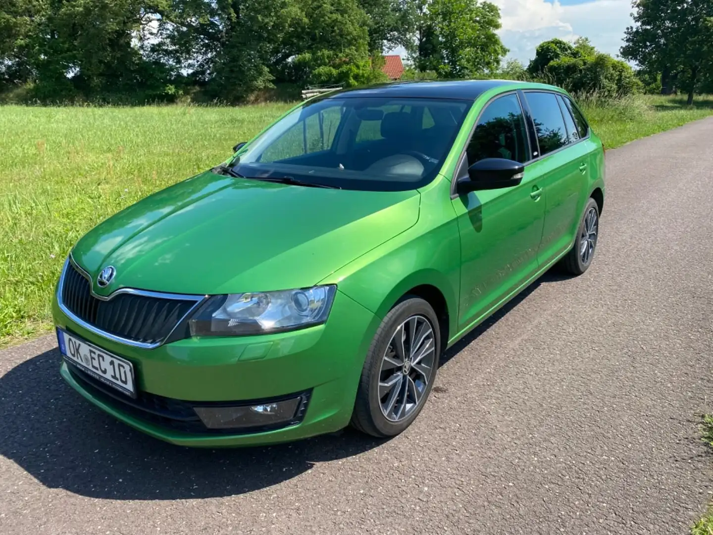 Skoda Rapid/Spaceback Rapid 1.4 TSI DSGElegance Grün - 2
