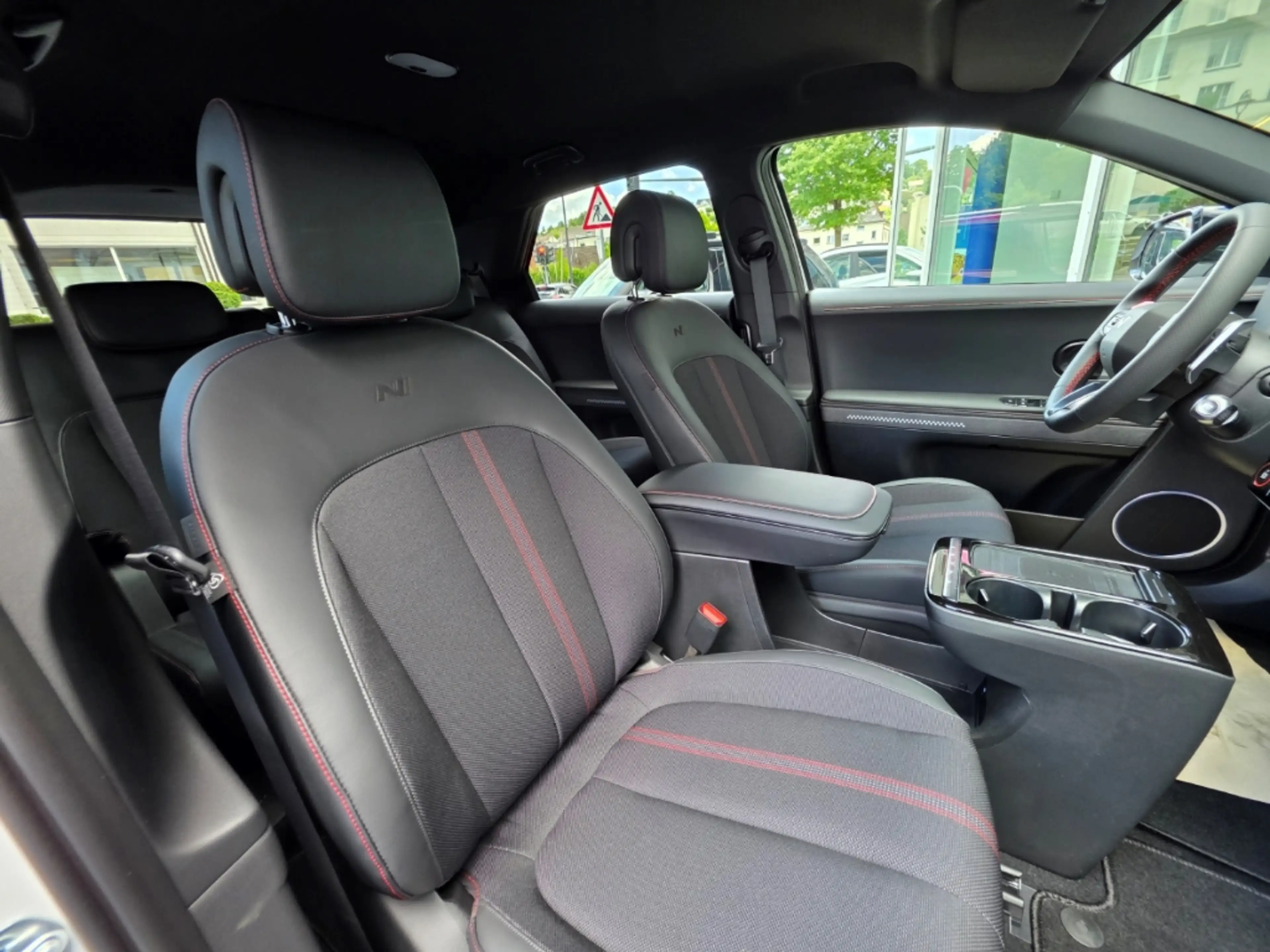 Hyundai IONIQ 5 84 kWh 2WD N Line MY26 / Matrix-LED / CarPlay / 20 — photo 14