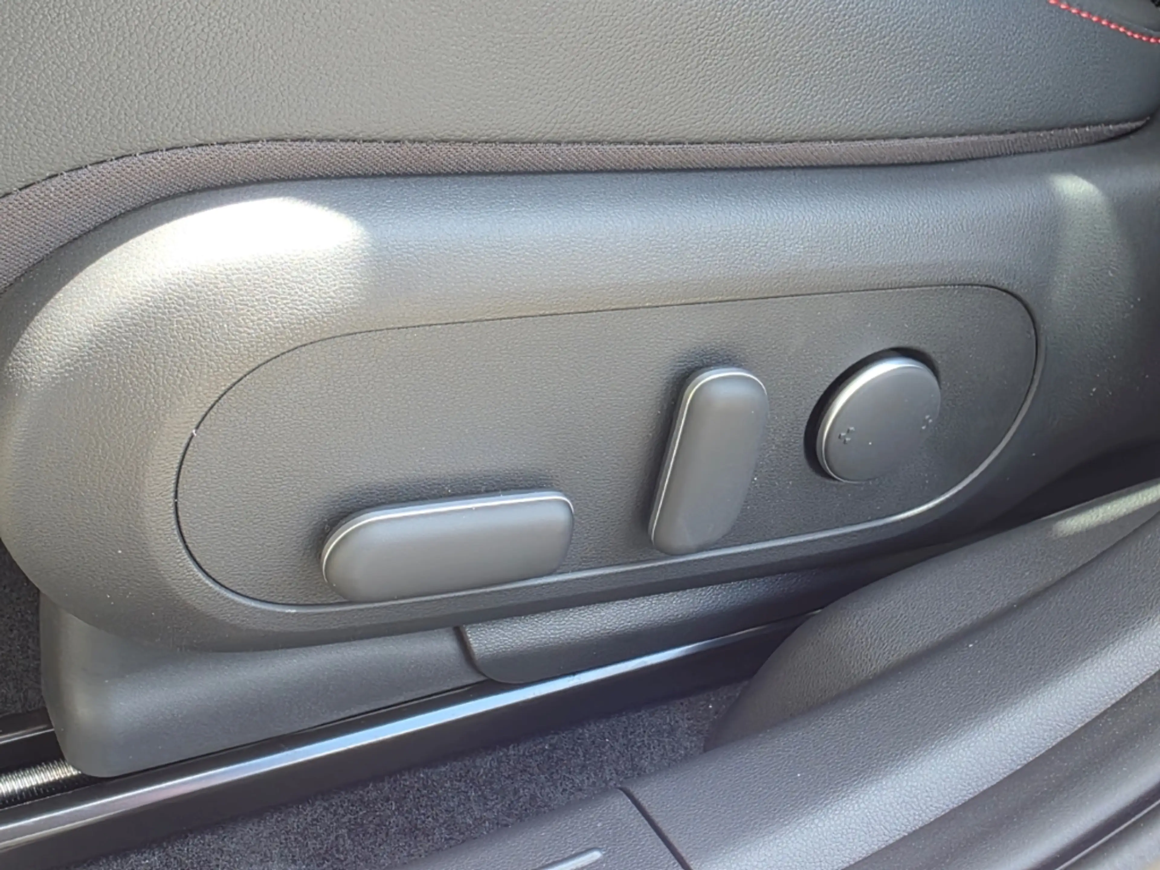 Hyundai IONIQ 5 84 kWh 2WD N Line MY26 / Matrix-LED / CarPlay / 20 — photo 12