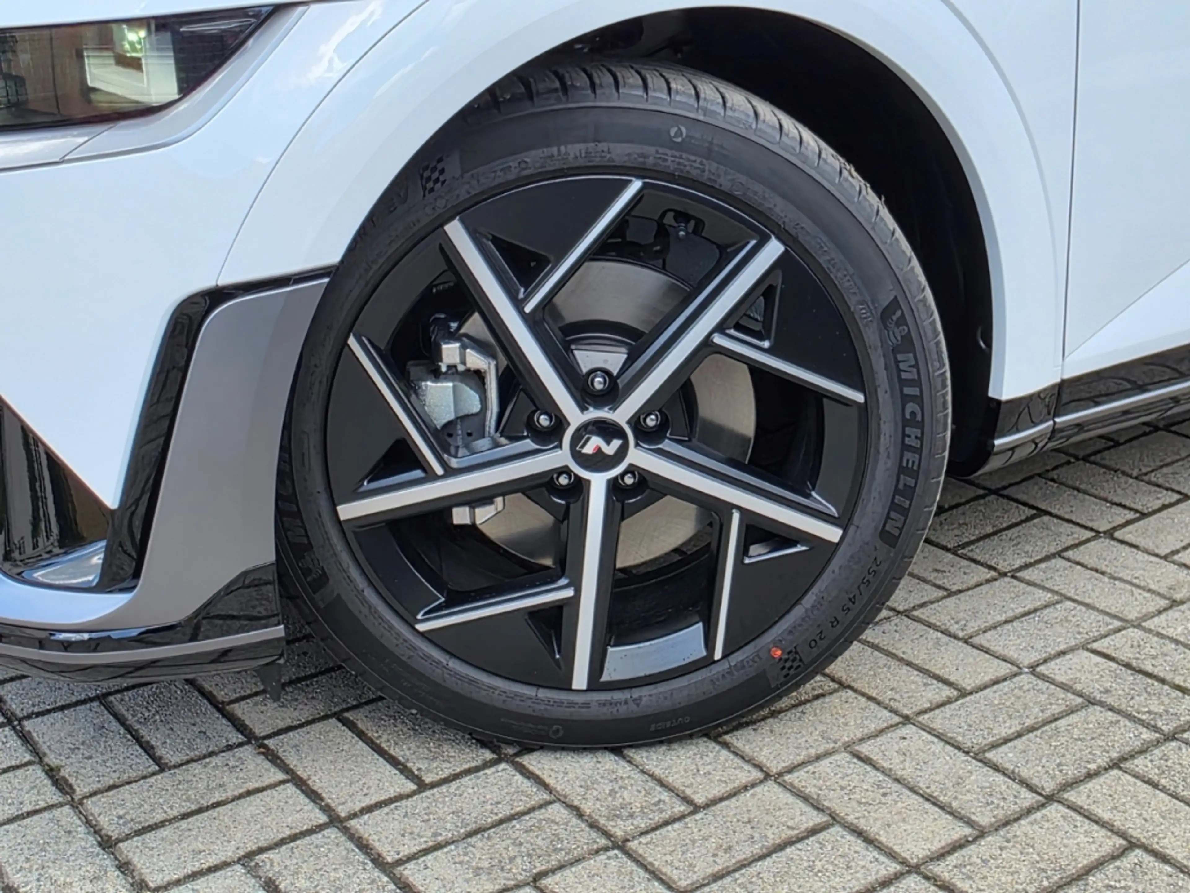 Hyundai IONIQ 5 84 kWh 2WD N Line MY26 / Matrix-LED / CarPlay / 20 — photo 5
