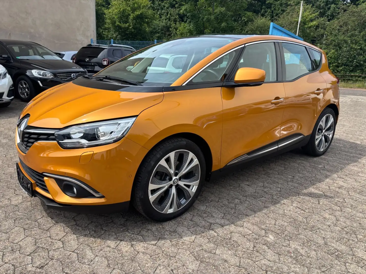Renault Scenic IV Intens Panorama/Navi/AHK/Sitzhzg/Keyle - 1