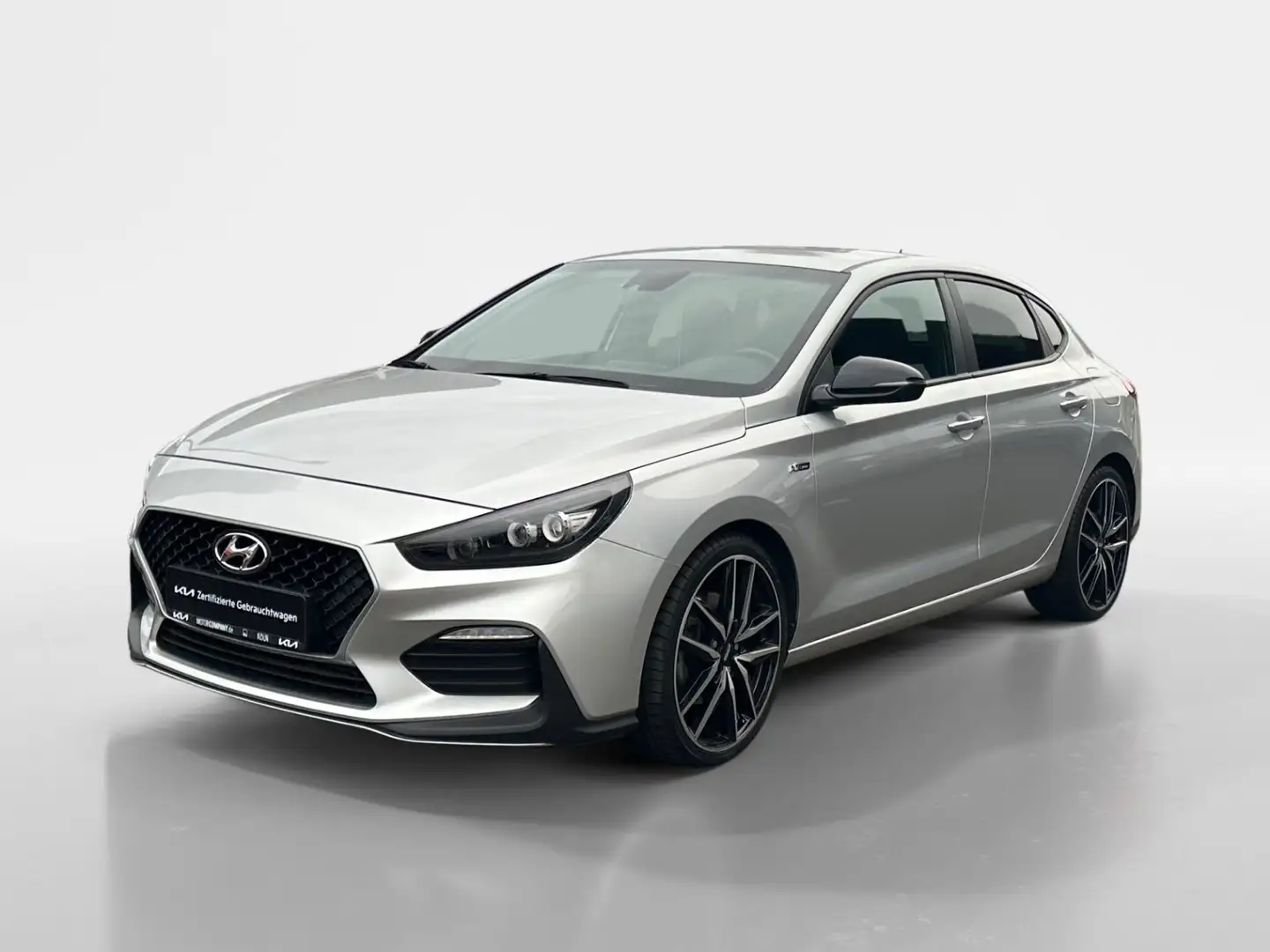 Hyundai i30 N-Line Schalter+Klimaaut.+PDC+Bluetooth Silber - 2