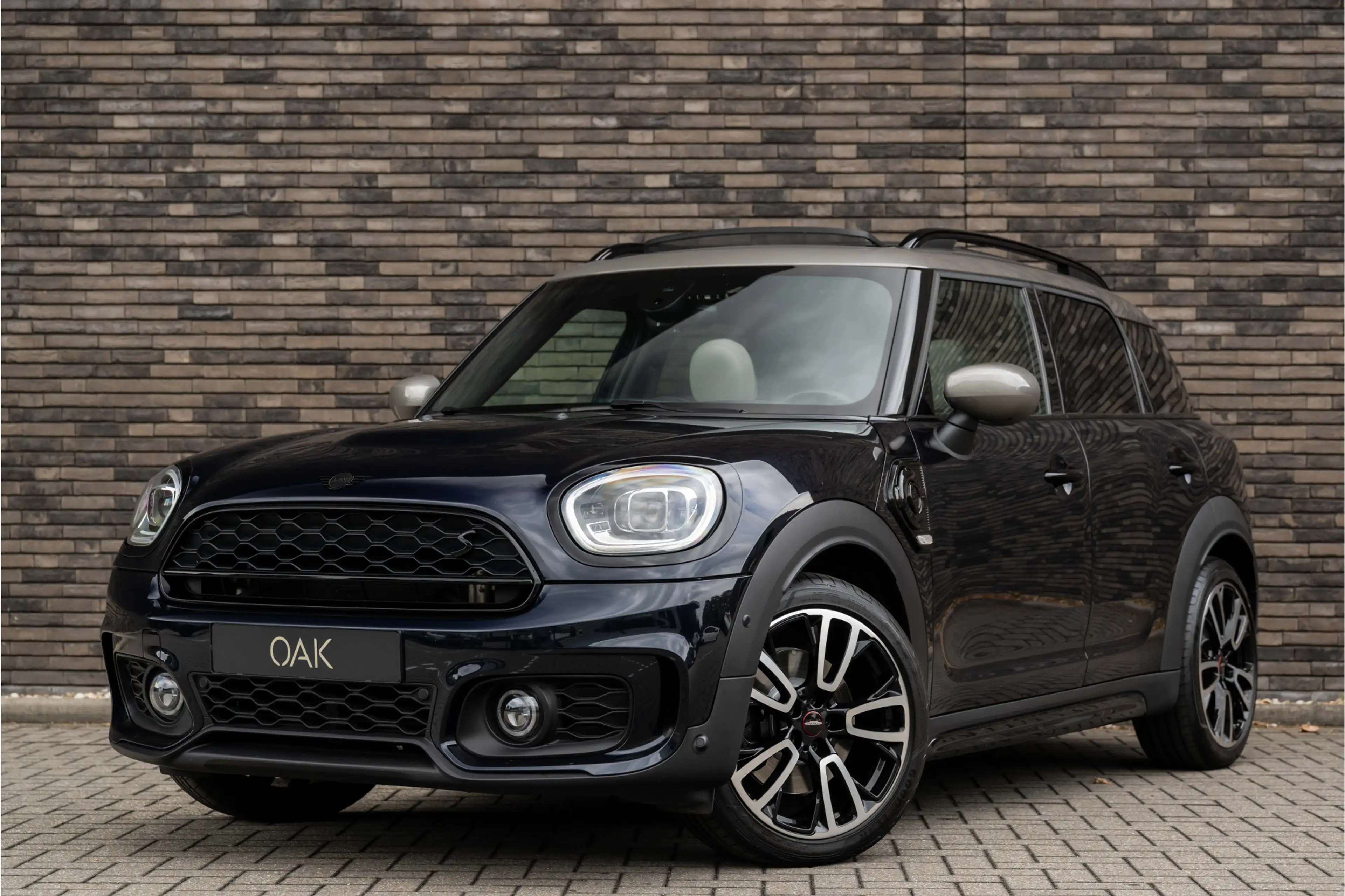 MINI Cooper SE Countryman 1.5 Hybrid ALL4 | JCW-Trim | Navi | Panorama | Led — photo 2