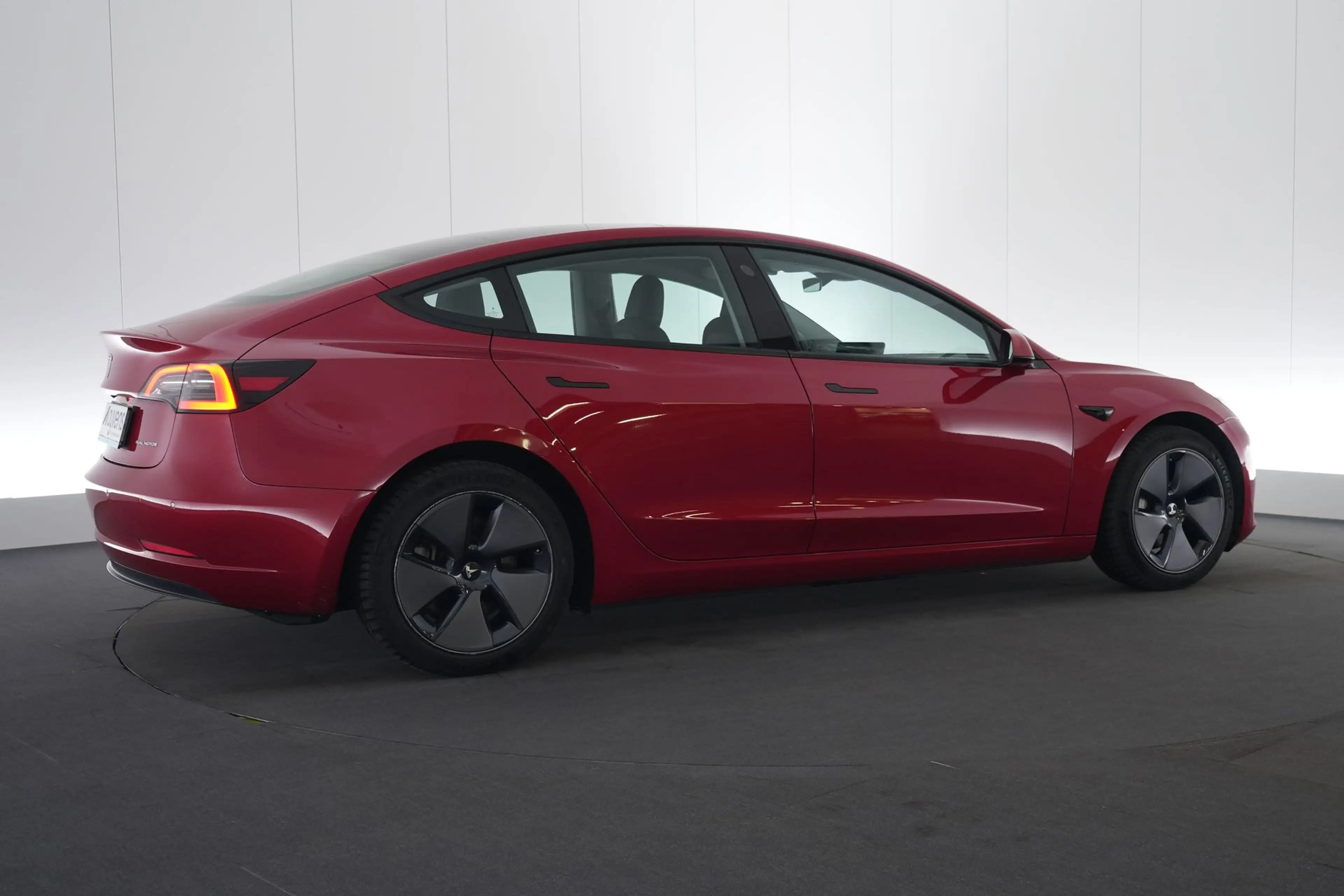 Tesla Model 3 75 kWh Long Range Dual Motor LEDER/CUIR LED GPS PD — photo 6