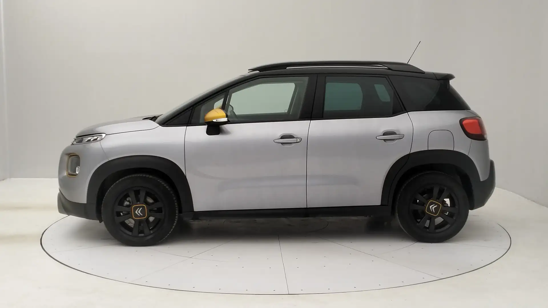 Citroen C3 Aircross Aircross 1.2 PureTech Rip Curl Grau - 2