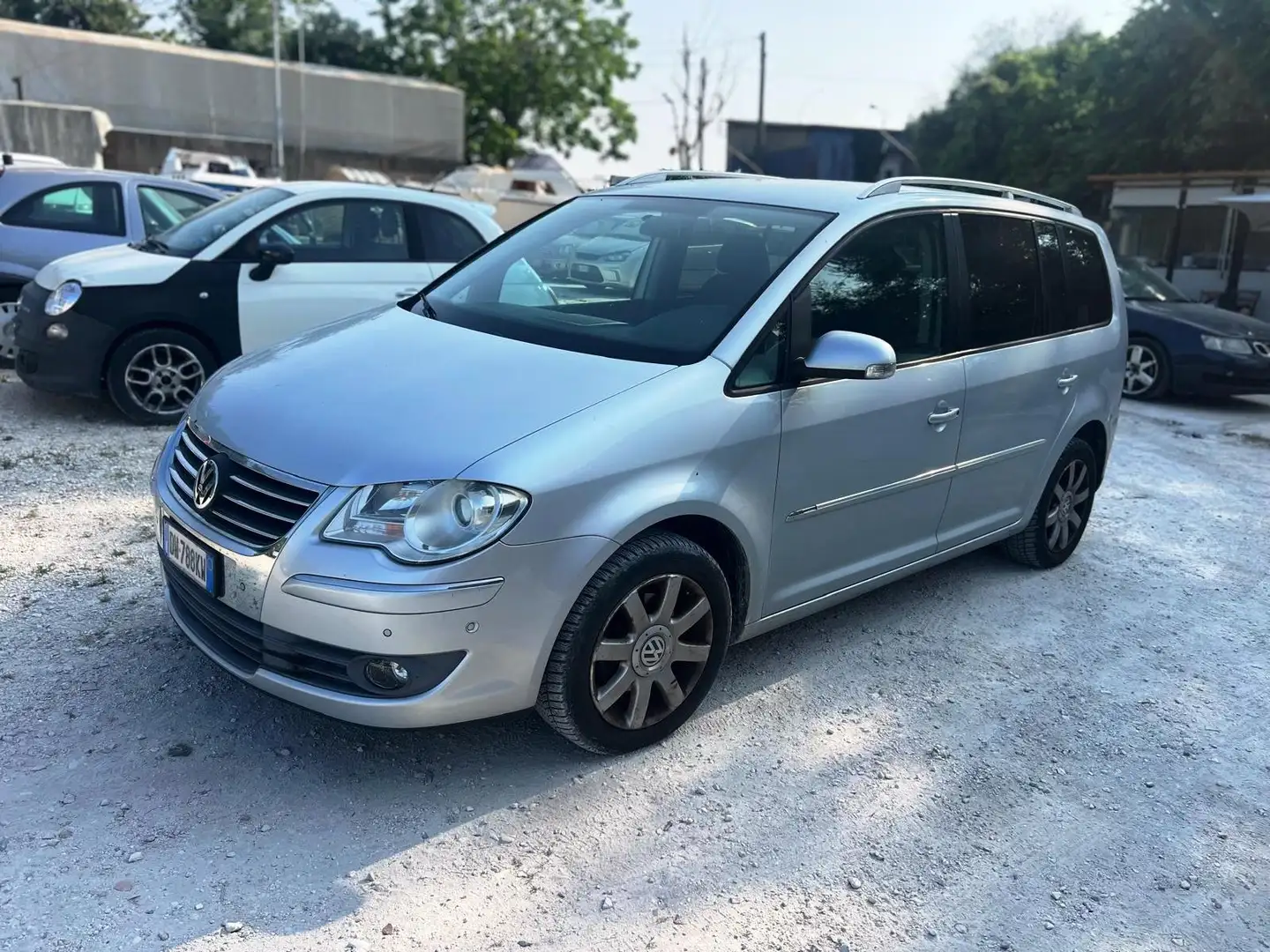 Volkswagen Touran Touran 2.0 Conceptline ecofuel Argento - 1