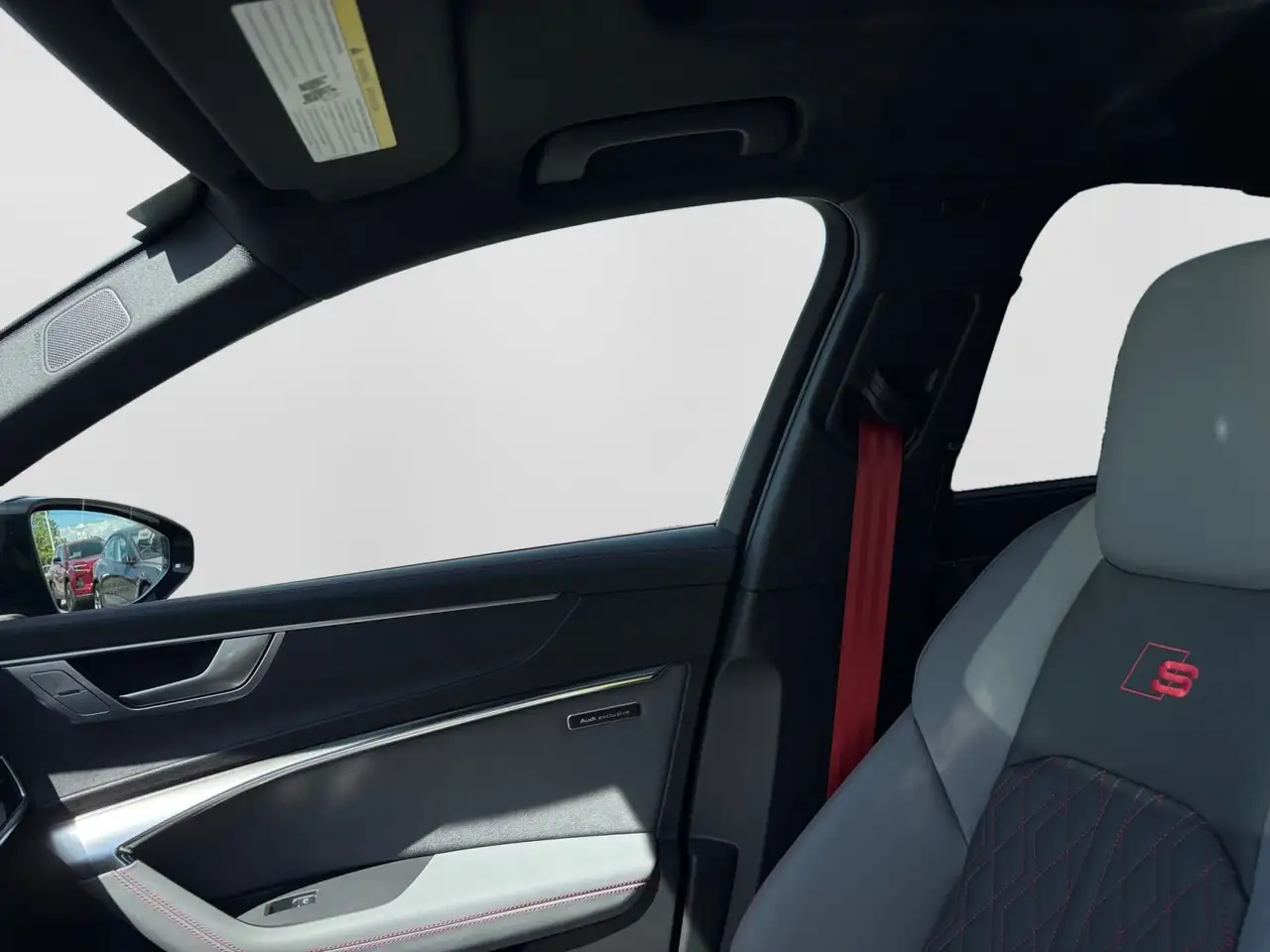 Audi S6 снимка Audi S6